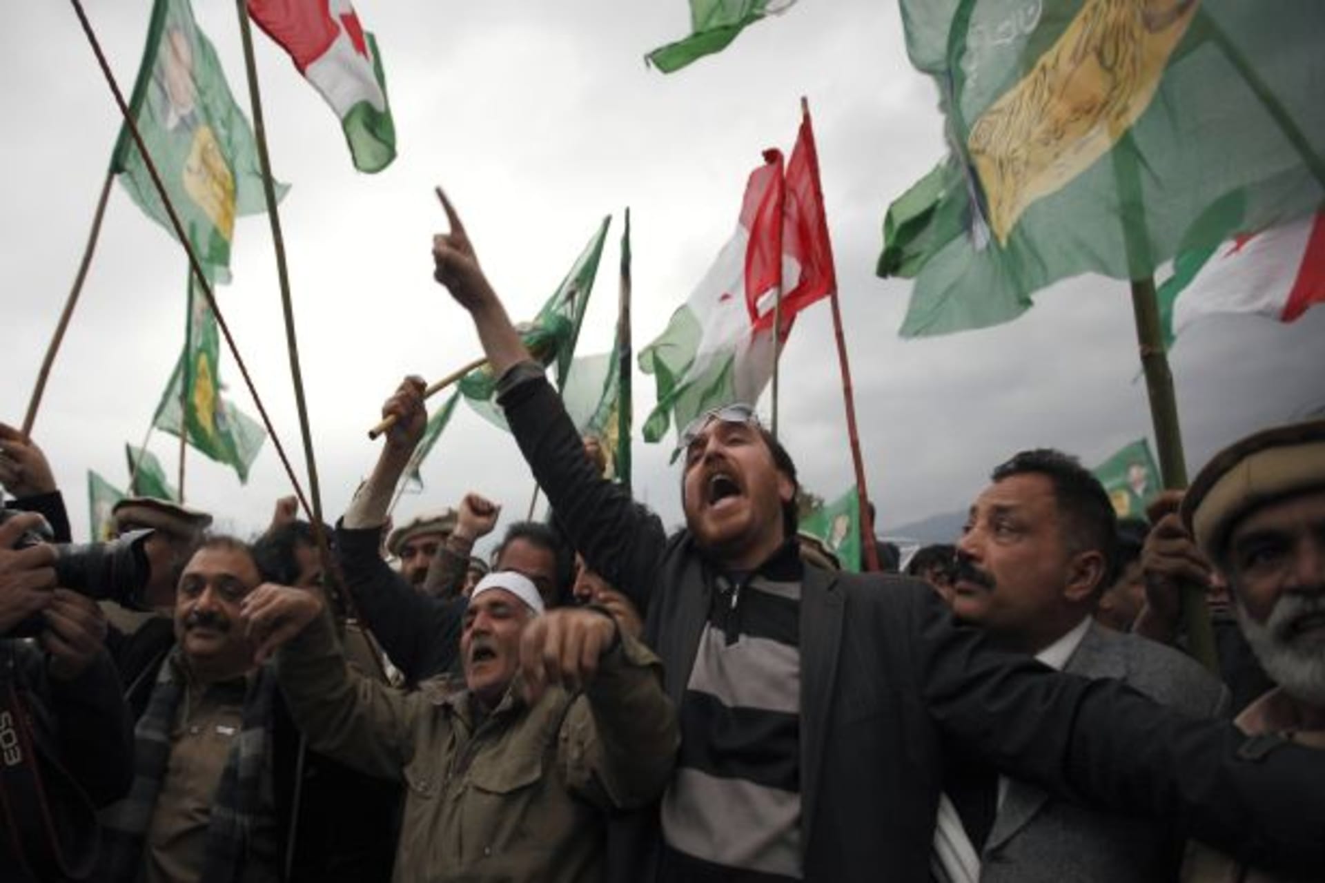 <p>Supporters of different opposition political parties during a rally in Islamabad on February 4, 2013 (Mian Khursheed/Courtesy Reuters).</p>
