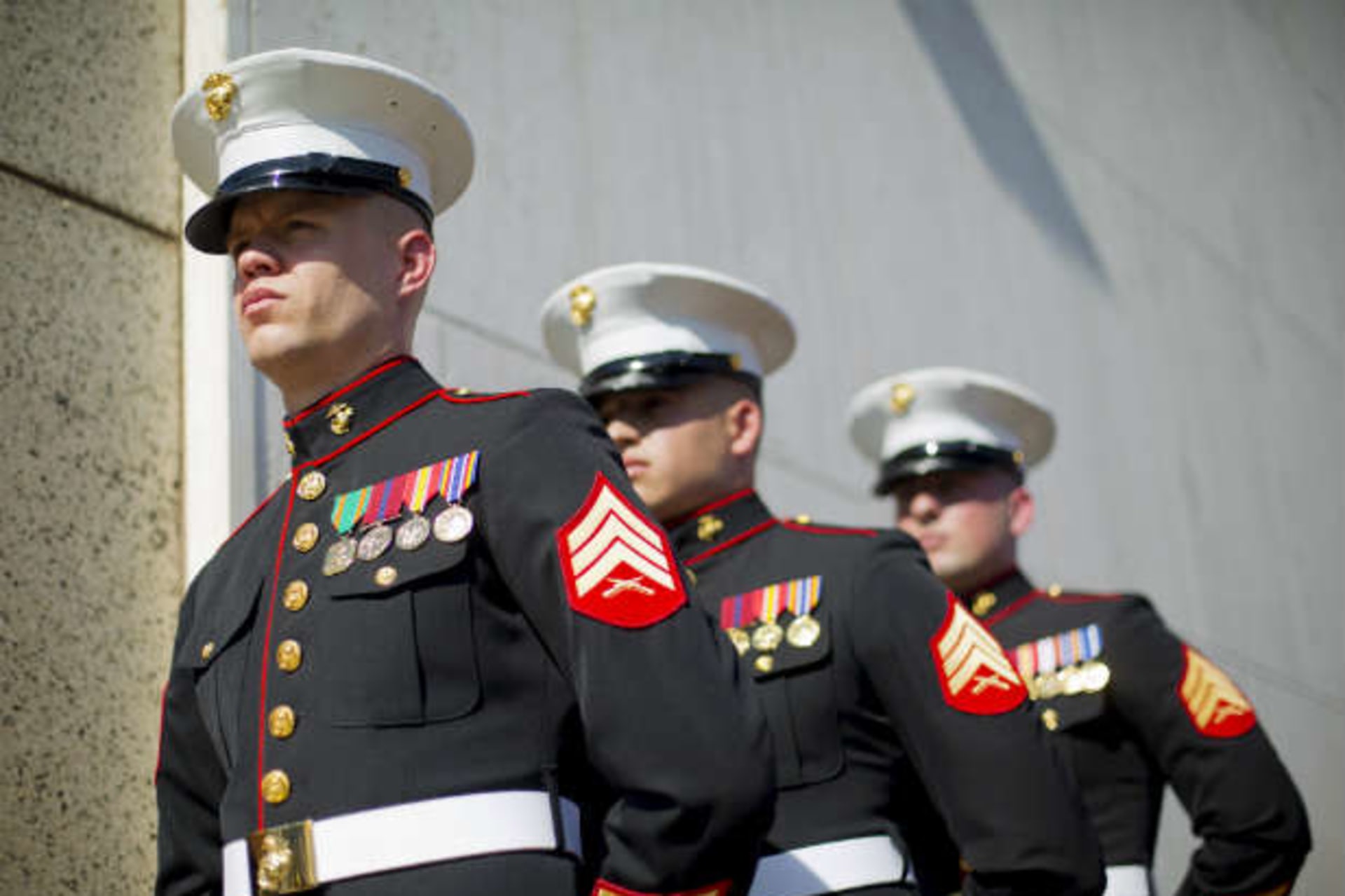 <p>U.S. Marines, currently stationed in Cuba, stand at the ready for the raising of the U.S. flag over the newly reopened embassy in Havana, Cuba, August 14, 2015. (REUTERS/Pablo Martinez Monsivais/Pool)</p>
