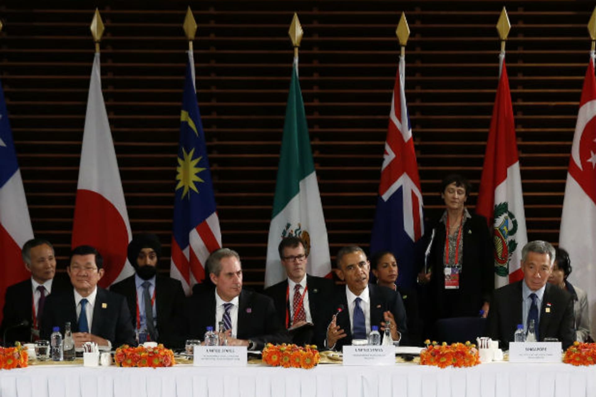 <p>U.S. President Barack Obama meets with the leaders of the Trans-Pacific Partnership (TPP) countries in Beijing, China, on November 10, 2014.</p>
