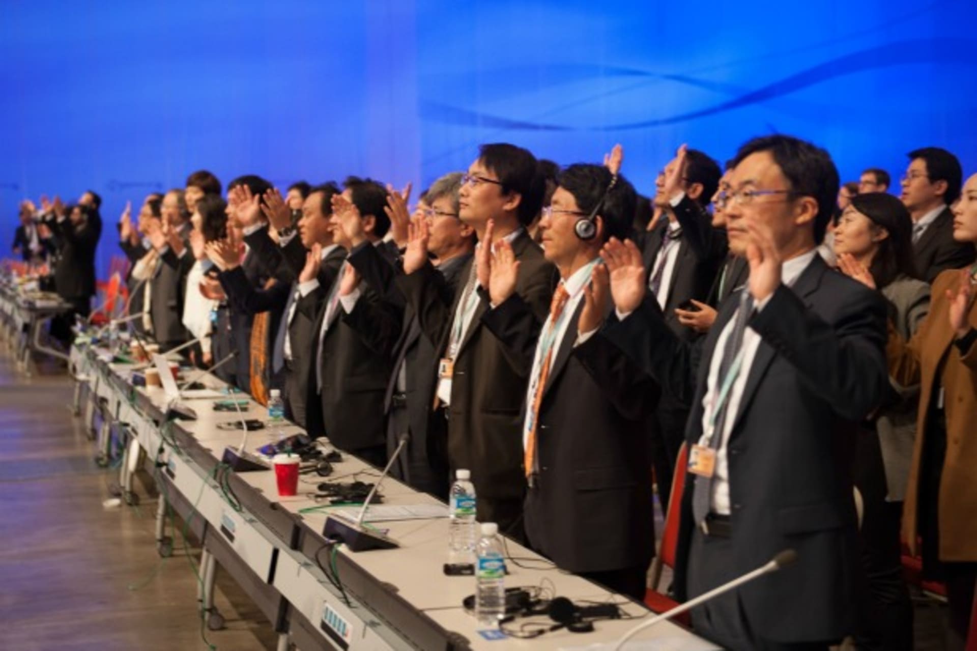 <p>Members of the International Telecommunications Union (ITU) at the ITU Plenipotentiary Conference 2014 in Busan, Korea, at the signing ceremony. (Courtesy ITU/I. Wood, available at https://www.flickr.com/photos/itupictures/15545945060/)</p>
