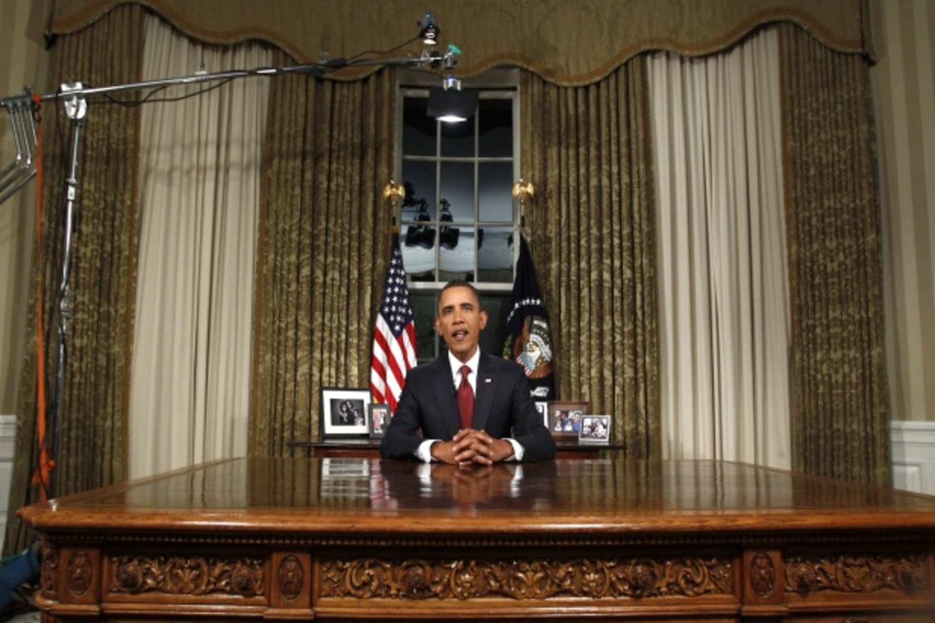 <p>President Obama addresses the nation from the Oval Office in Washington, DC (Courtesy Reuters/Jim Young).</p>

