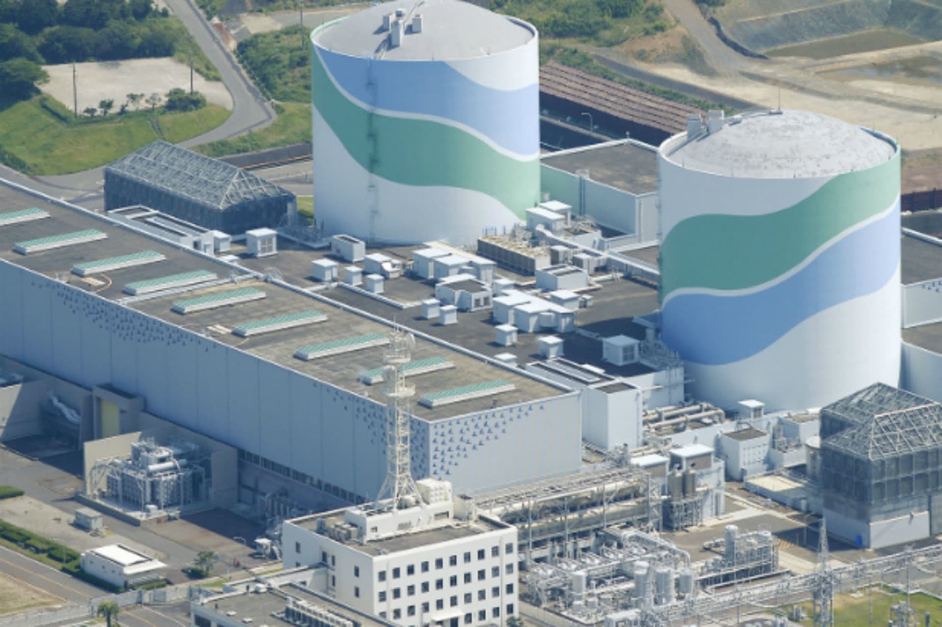 An aerial view of the No.1 and No.2 reactor buildings at Kyushu Electric Power's Sendai nuclear power station, the only two units operating in Japan (Reuters/Kyodo TPX).