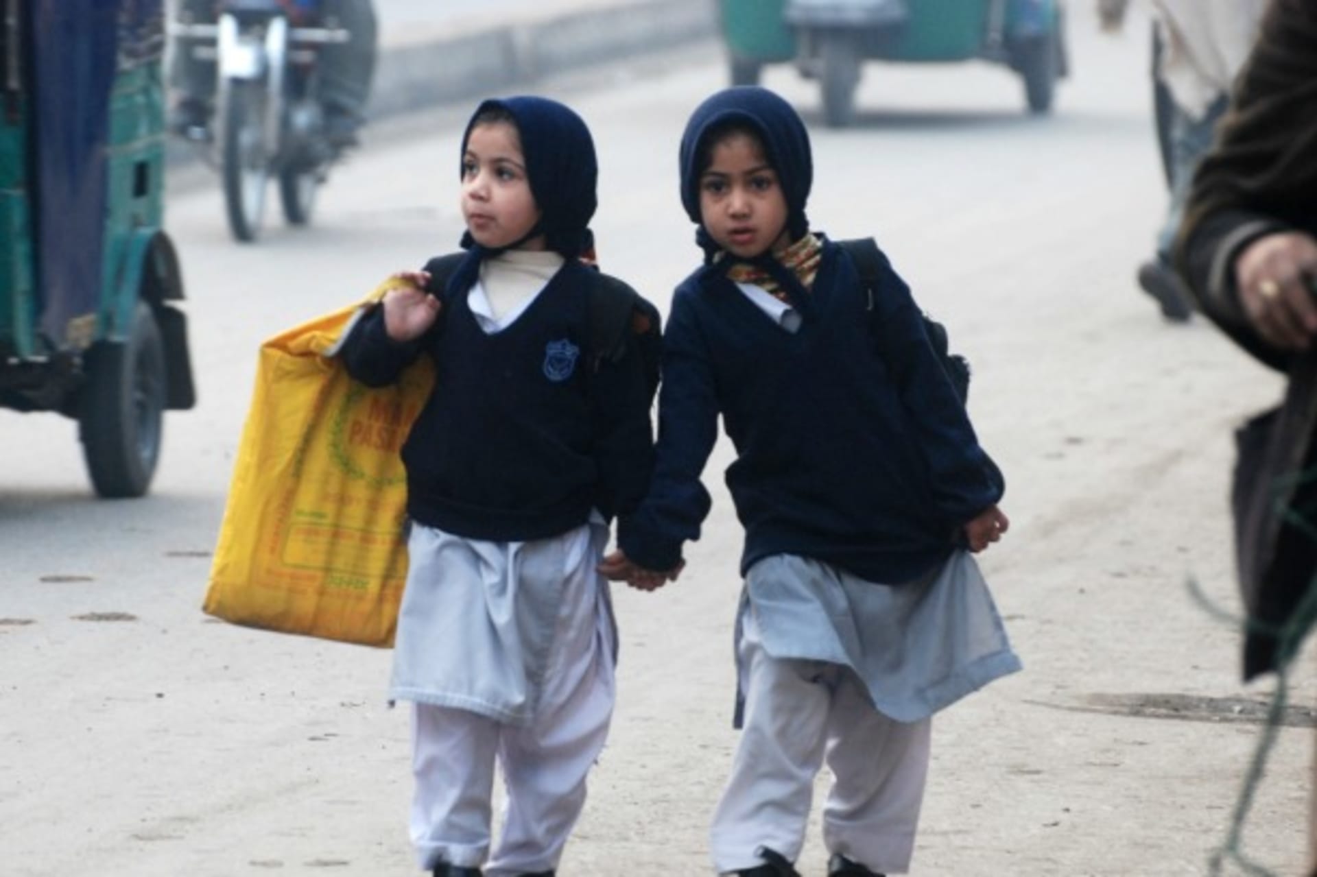 Pakistan-School-Reopening-2015-01-20-1
