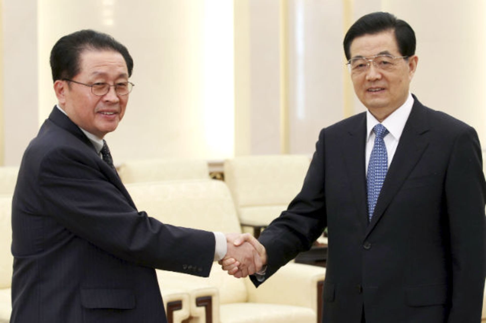 <p>hu-and-jang-in-2012</p>
