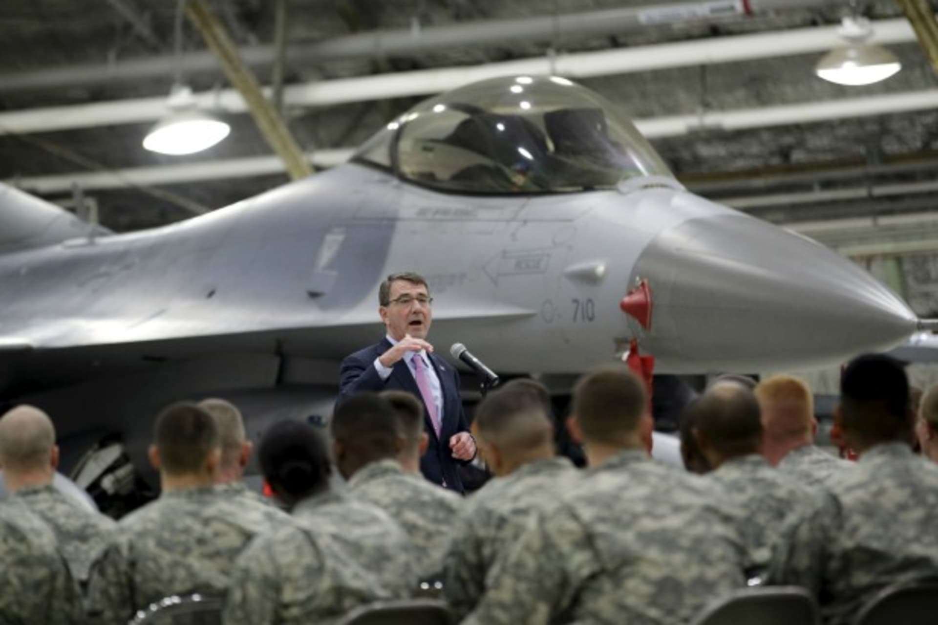 <p>ash-carter-rebalance</p>