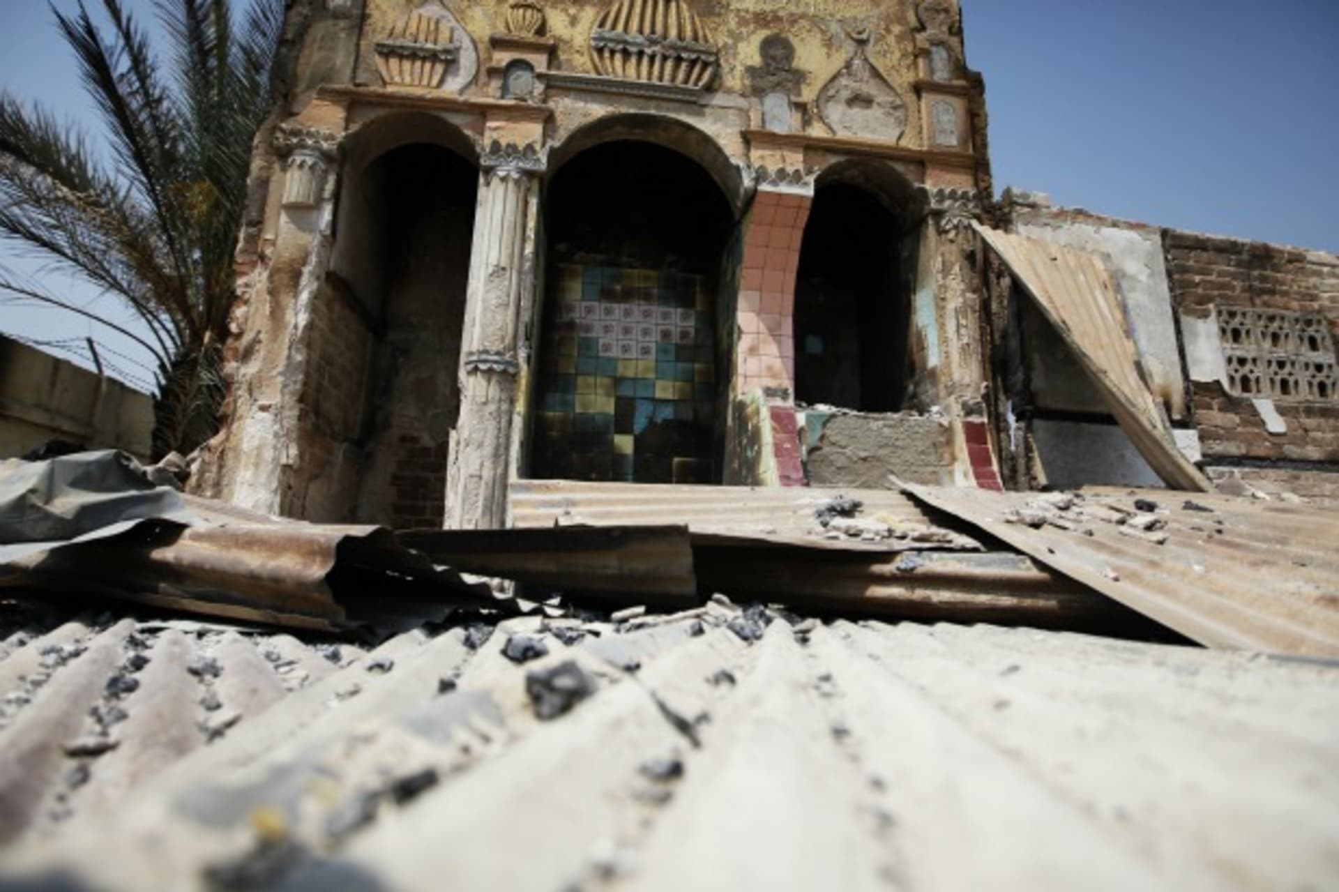 <p>An Islamic school, a victim of ethnic violence, is seen damaged in Meikhtila, Myanmar, on March 26, 2013.</p>
