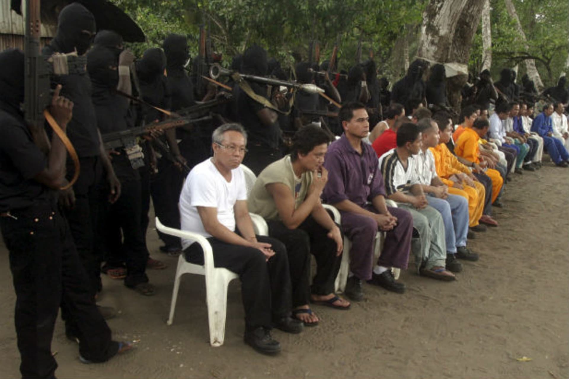 Africa - Phillipino Hostages (MEND)