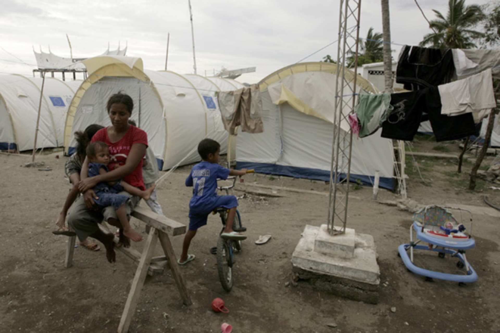 To match feature TIMOR-REFUGEES