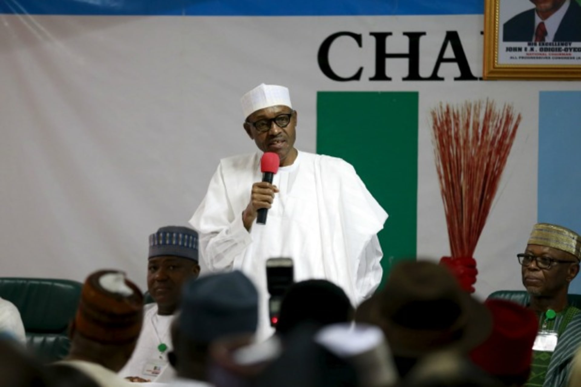 Buhari Civil Servants