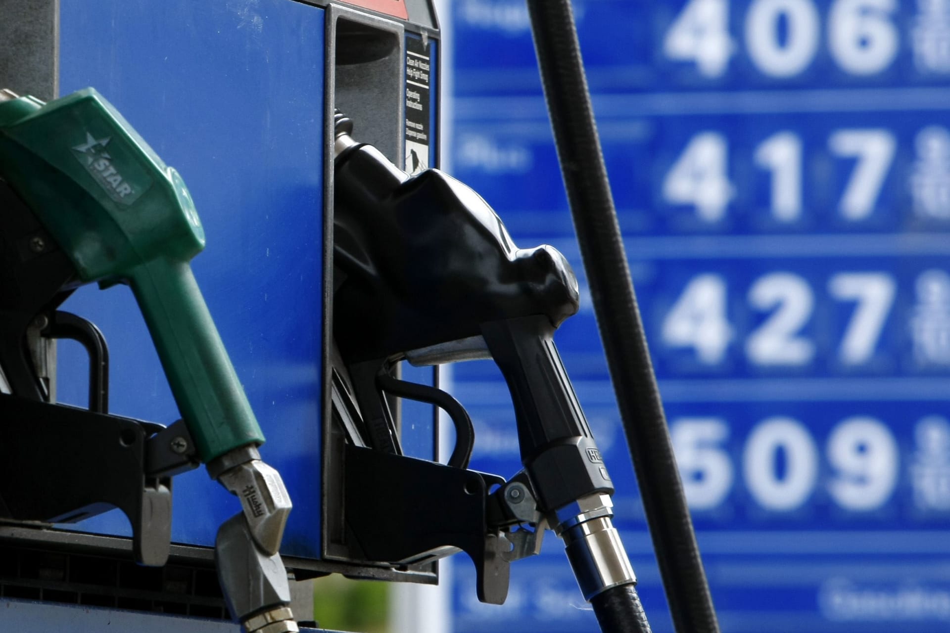 <p>Gasoline pump prices 2015 gas tax</p>
