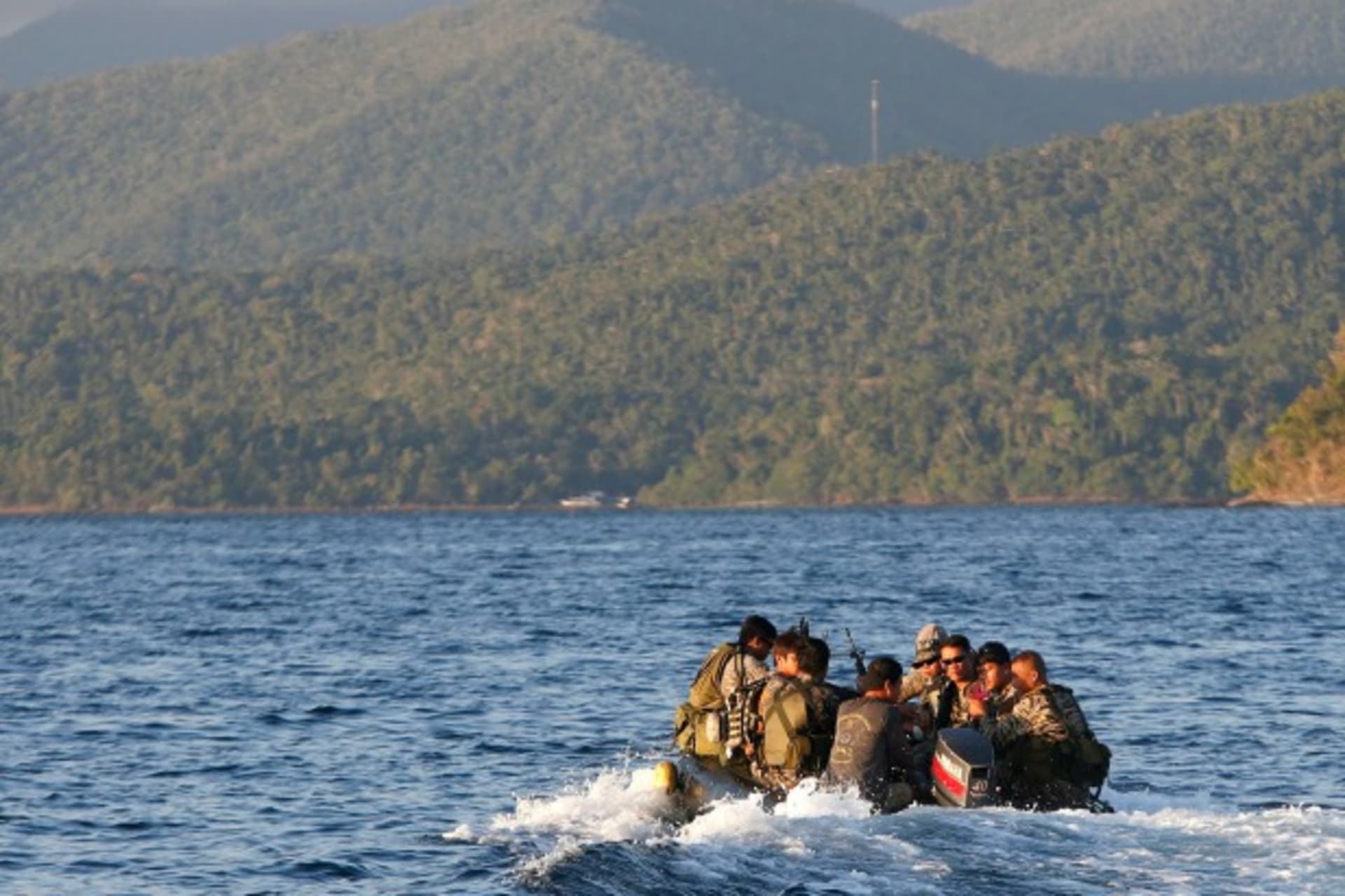 <p>spratlys</p>
