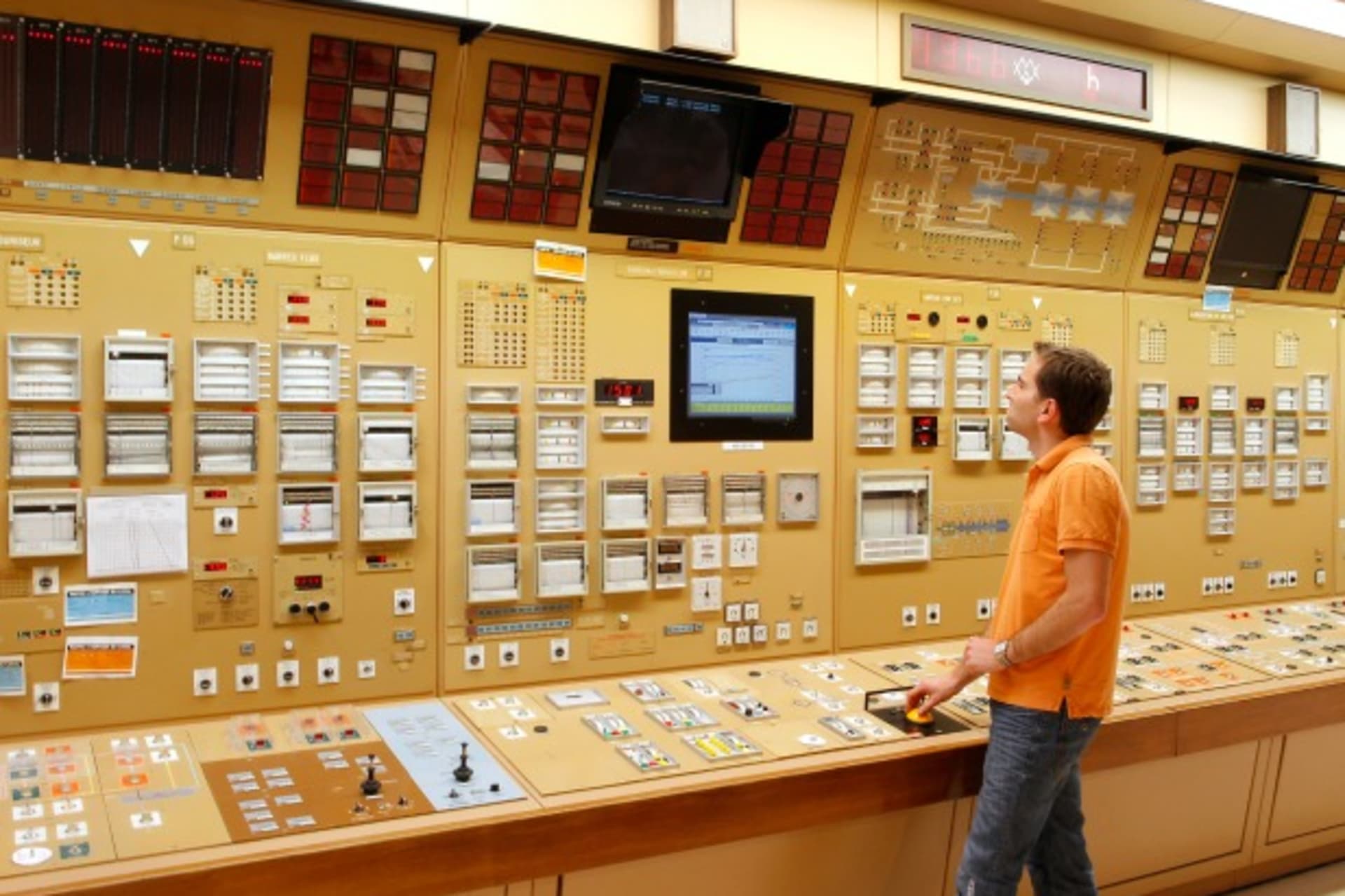 Nuclear Technician