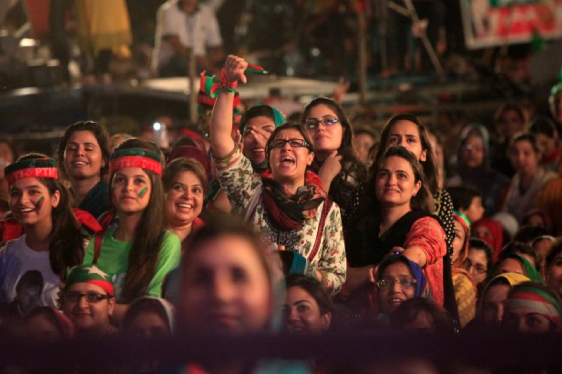<p>islamabad protest</p>
