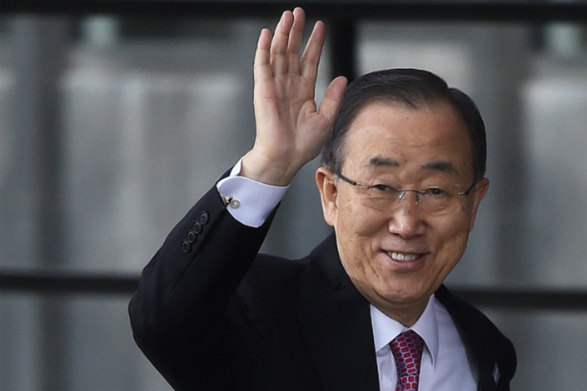 United Nations Secretary General Ban Ki-moon waves as he arrives at the donors Conference for Syria in London, Britain February 4, 2016.