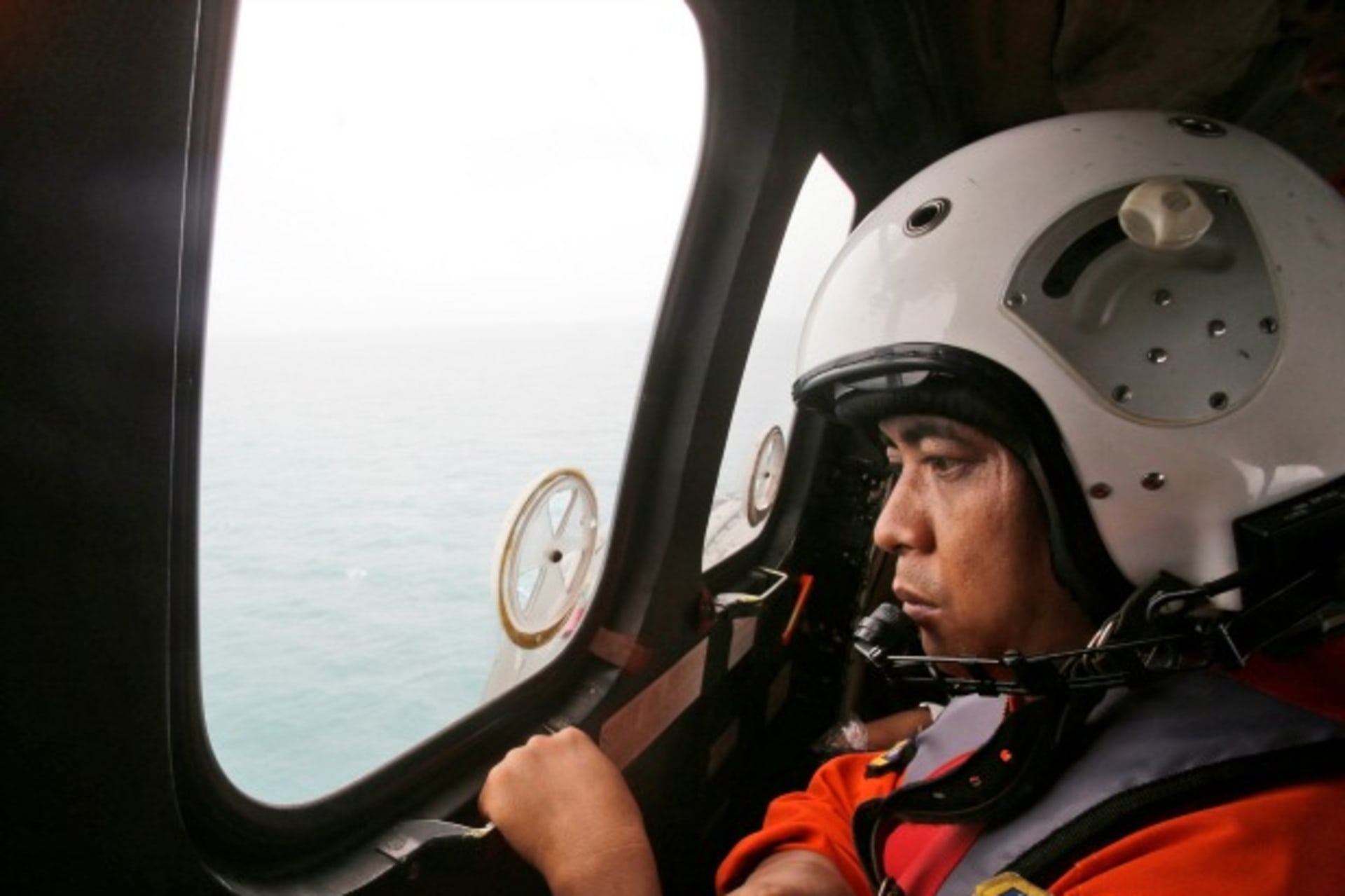 <p>airasia search</p>
