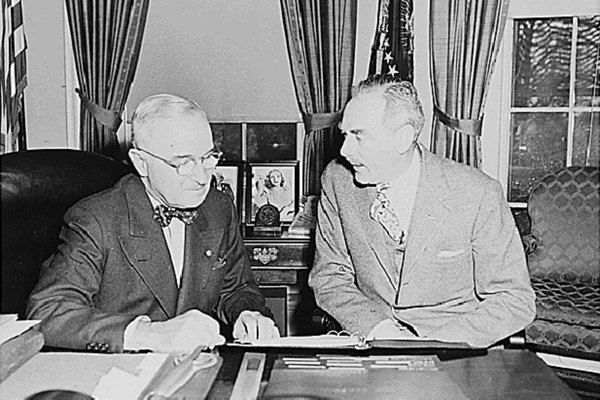 <p>Cold War Memoirs</p>
