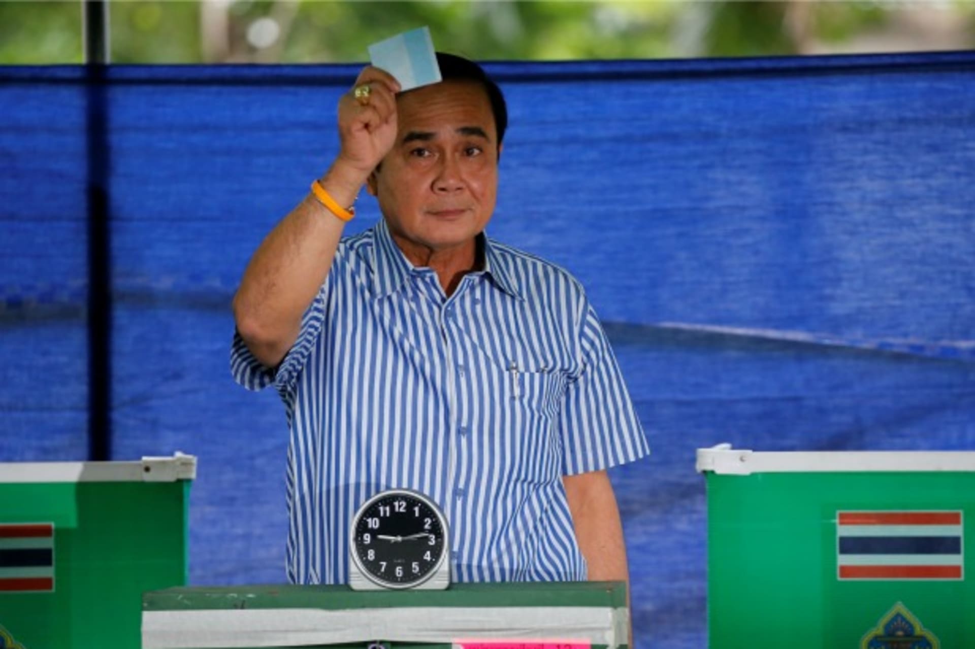<p>prayuth-referendum</p>
