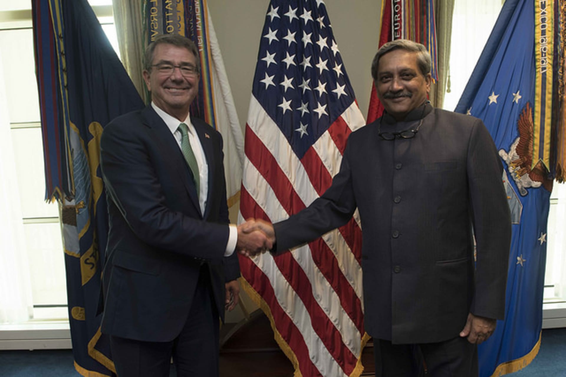 <p>WASHINGTON (Aug. 29, 2016) Secretary of Defense Ash Carter hosts Indian Minister of Defense Manohar Parrikar at the Pentagon, Aug. 29. DoD Photo by Navy Petty Officer 1st Class Tim D. Godbee licensed under CC BY 2.0.</p>
