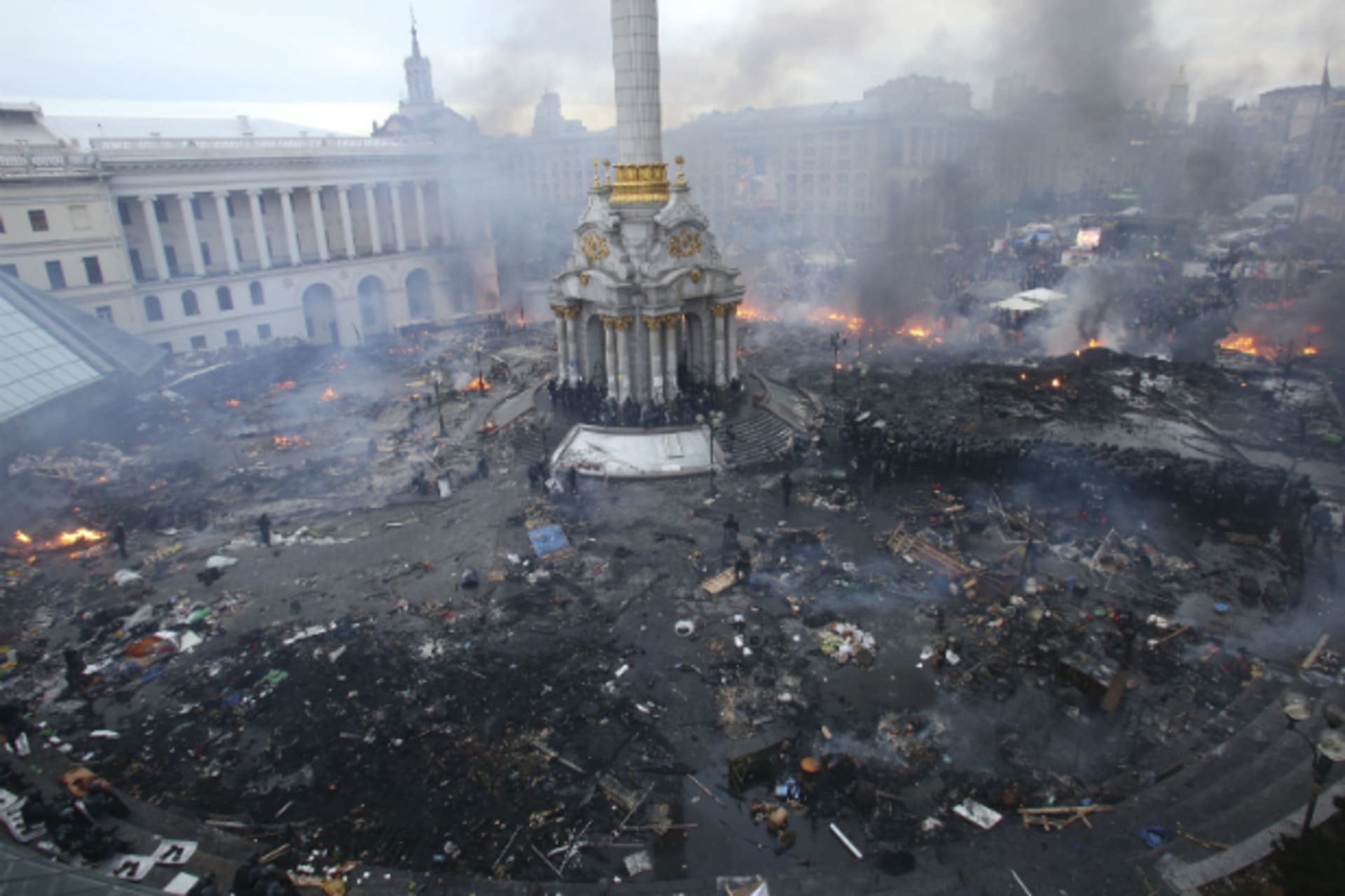 Independence Square_Ukraine_CROPPED