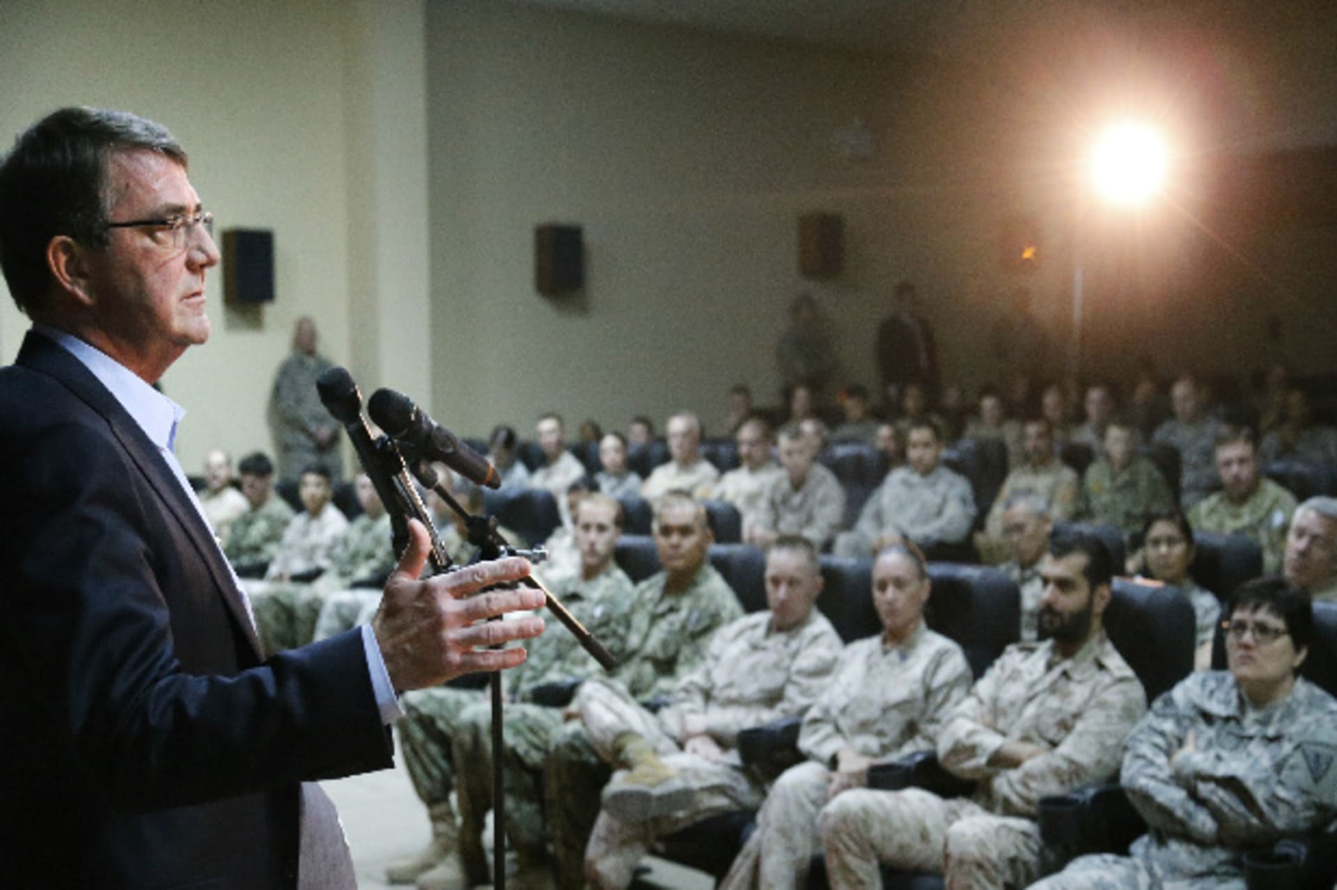 U.S. Secretary of Defense Ash Carter delivers remarks to troops at Camp Arifjan, Kuwait February 23, 2015 (Ernst/Courtesy Reuters).