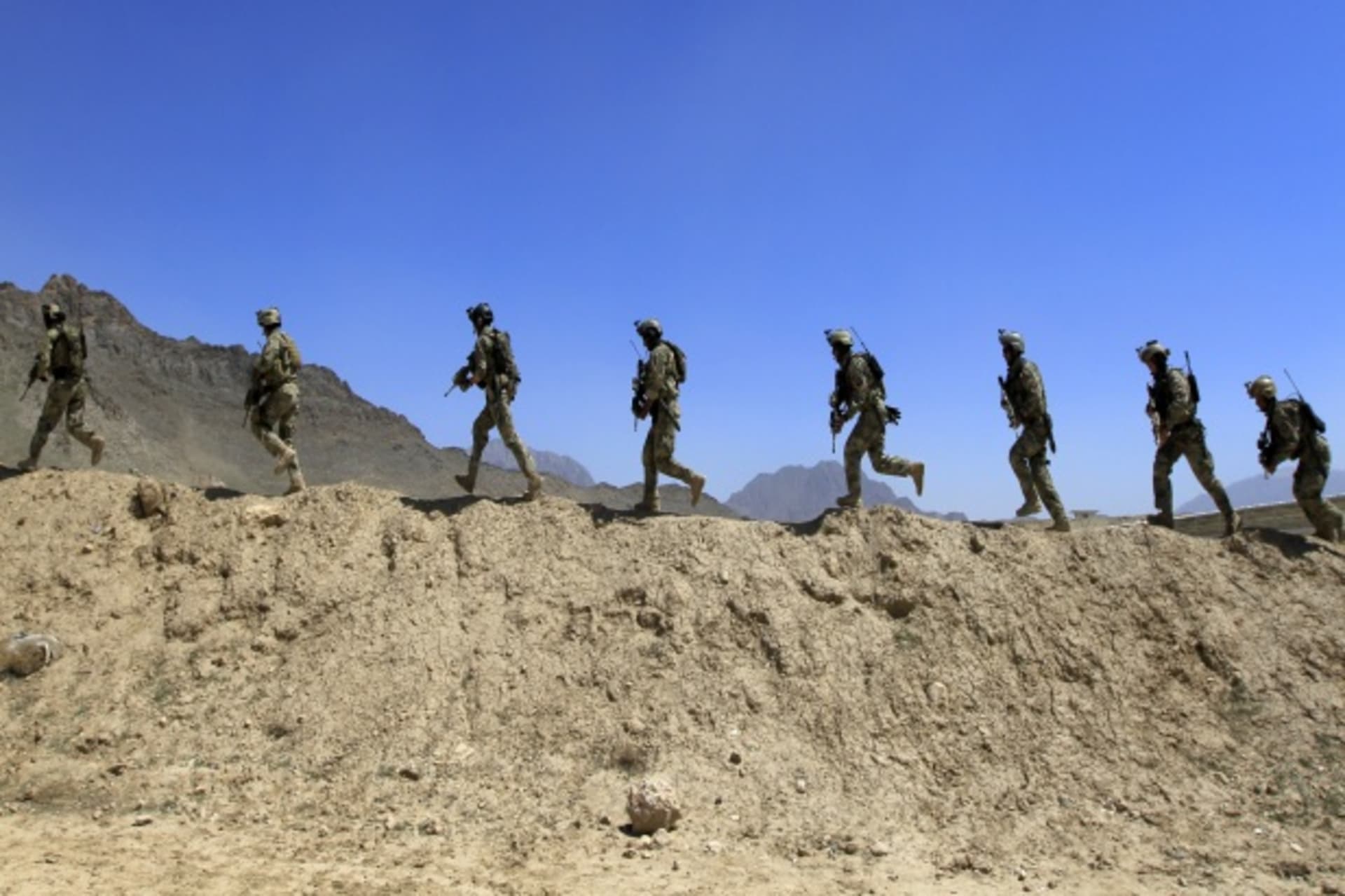 <p>Afghan Special Forces participate in a night raid training exercise in Kabul April 11, 2012 (Courtesy Reuters/Mohammad Ismail).</p>
