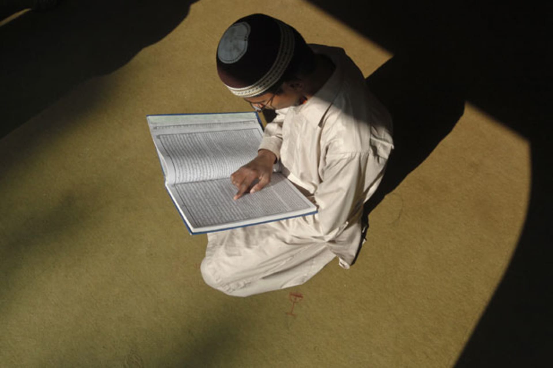 Weekend-reading-04062012