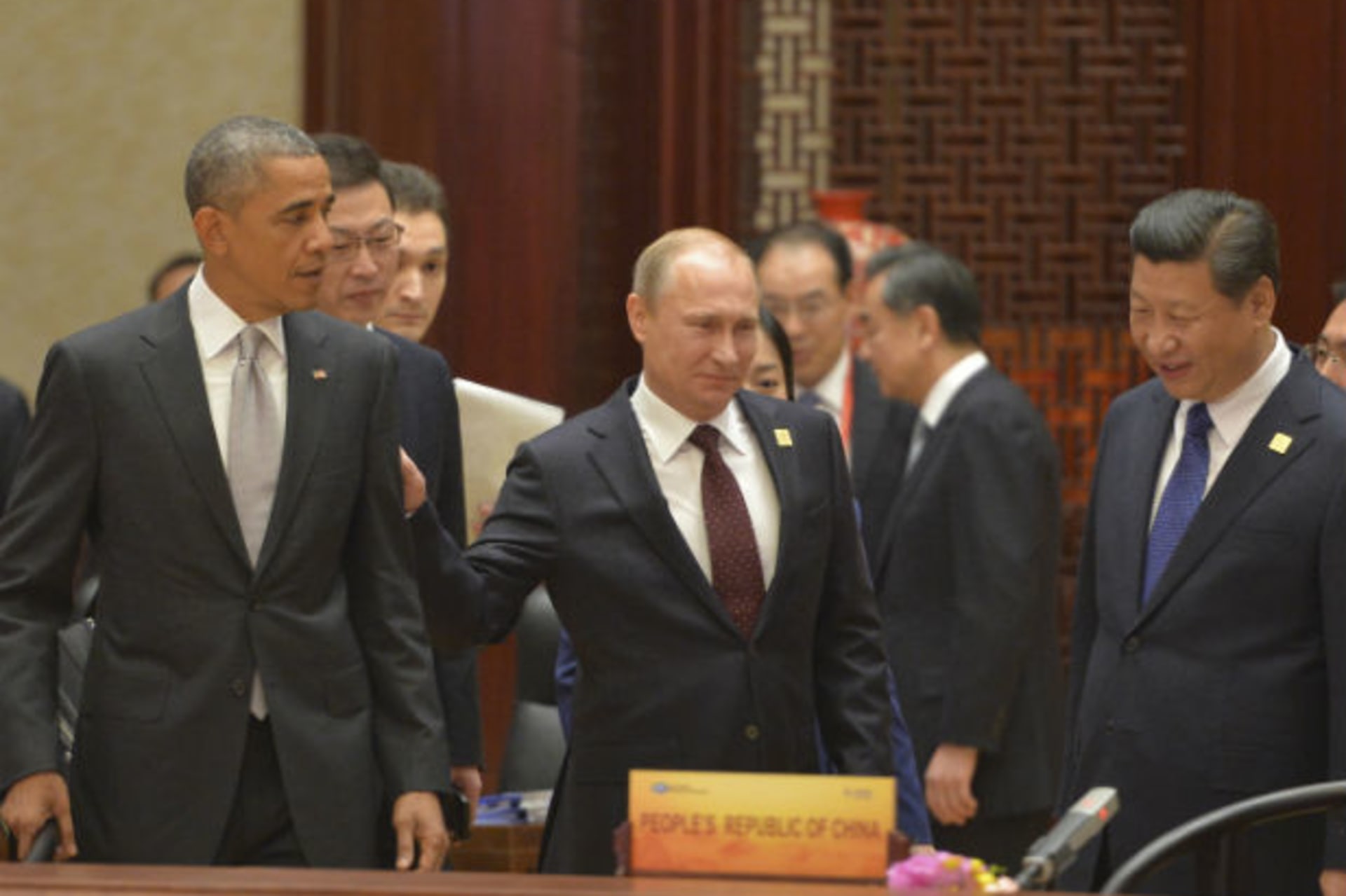 <p>U.S. President Barack Obama, Russian President Vladimir Putin and Chinese President Xi Jinping attend a plenary session during the Asia-Pacific Economic Cooperation (APEC) summit in Beijing, China, on November 11, 2014.</p>
