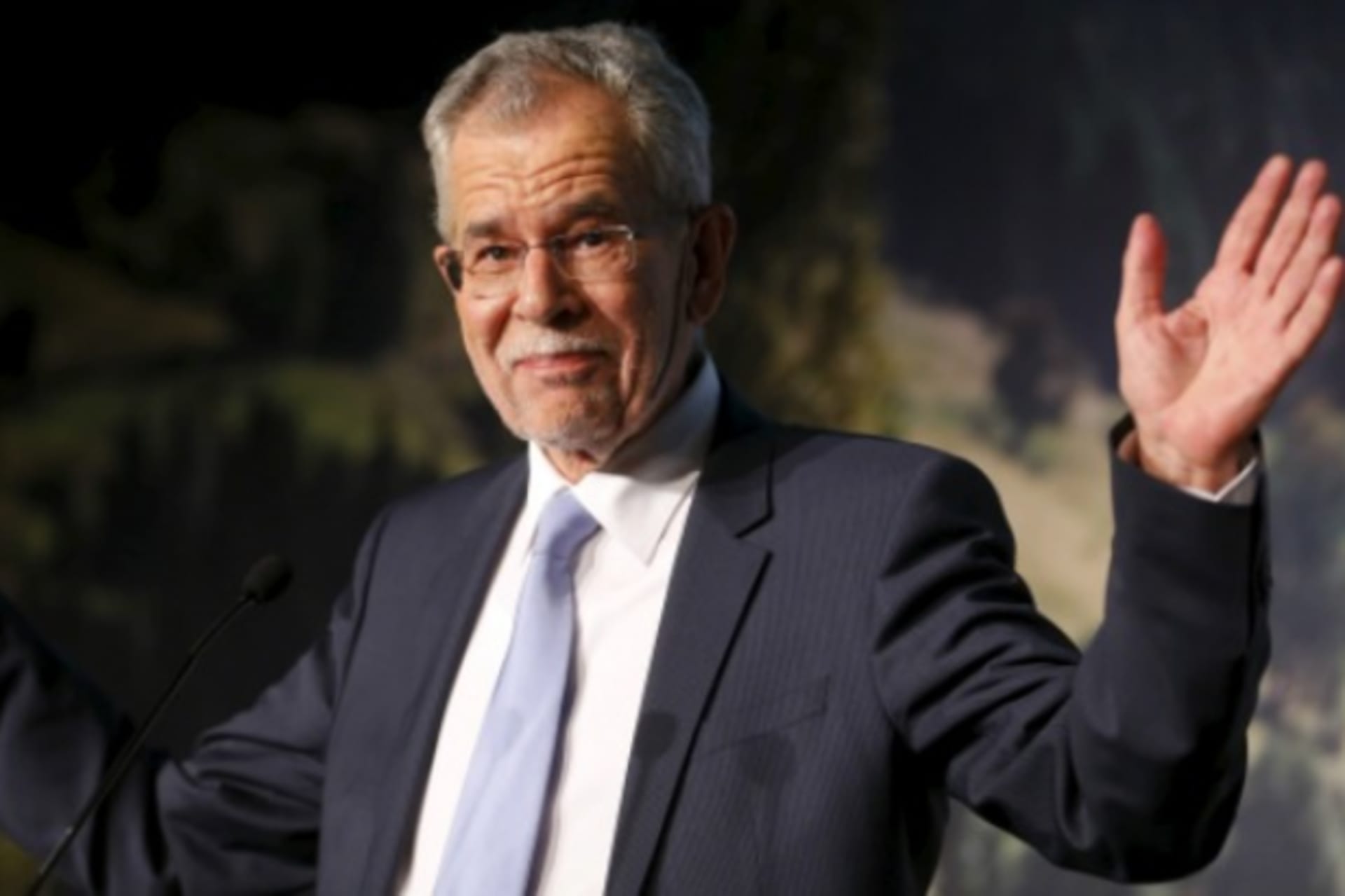 <p>VanDerBellen</p>
