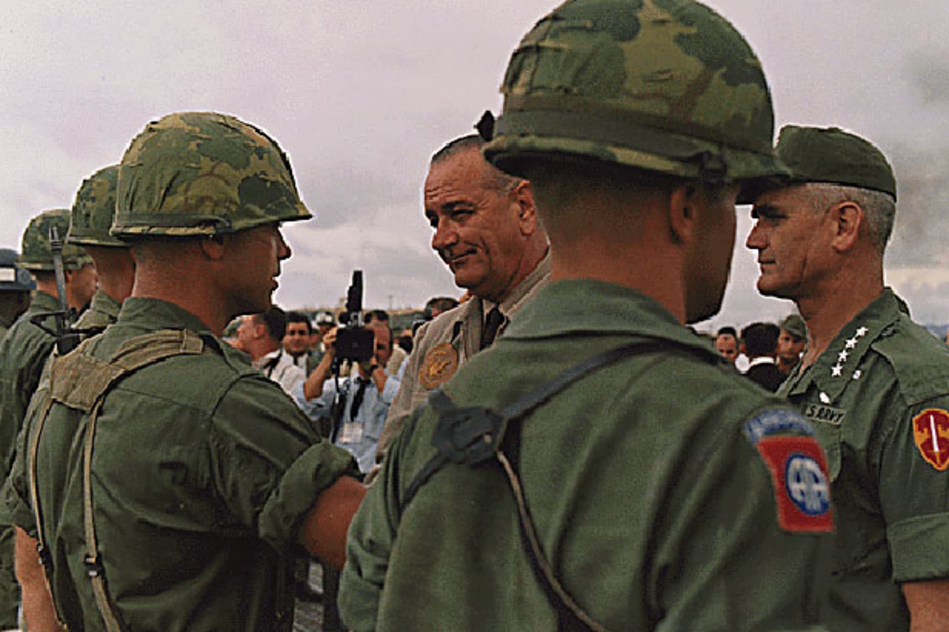 <p>Vietnam War Books</p>