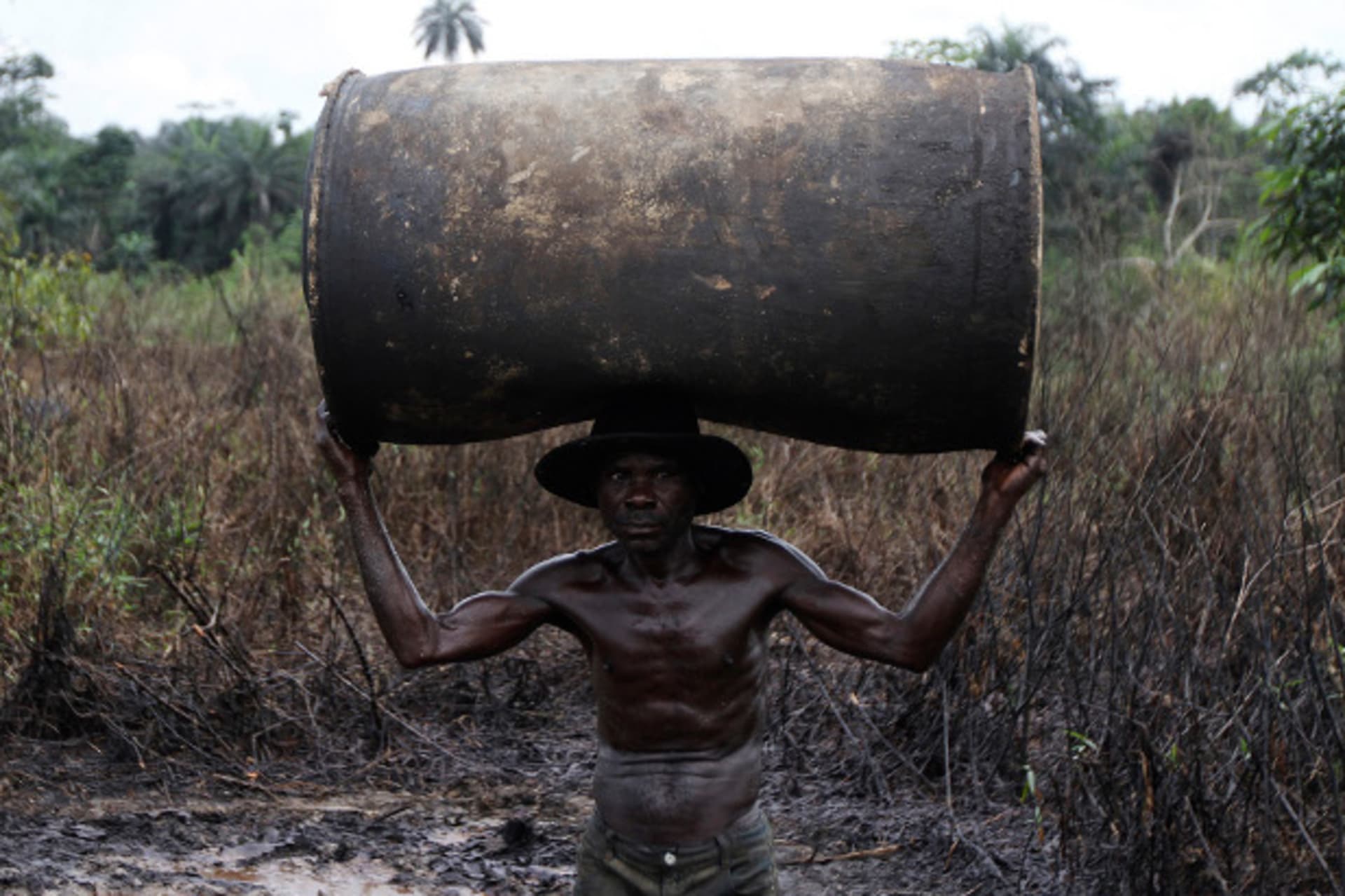 Africa - Big Men oil drum