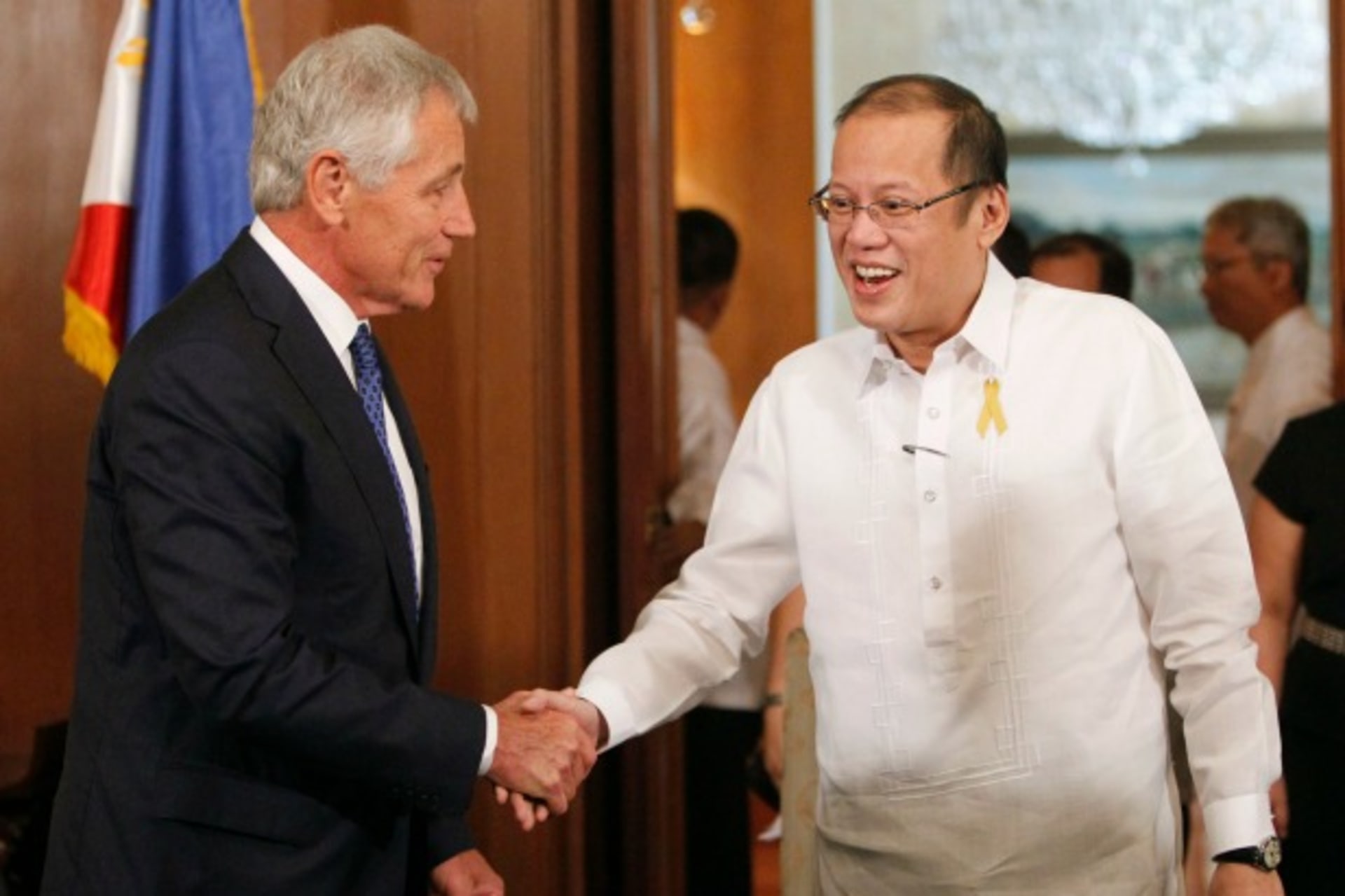 <p>Philippine President Benigno Aquino greets visiting U.S. Defense Secretary Chuck Hagel during a courtesy call at the presidential palace in Manila on August 30, 2013. (Romeo Ranoco/Courtesy Reuters)</p>
