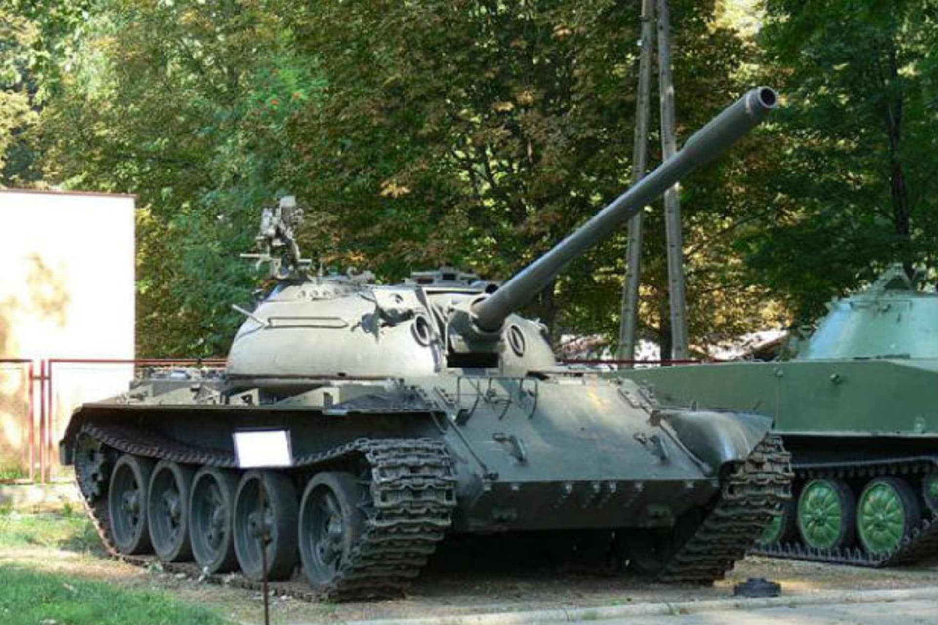 T-55_main_battle_tank