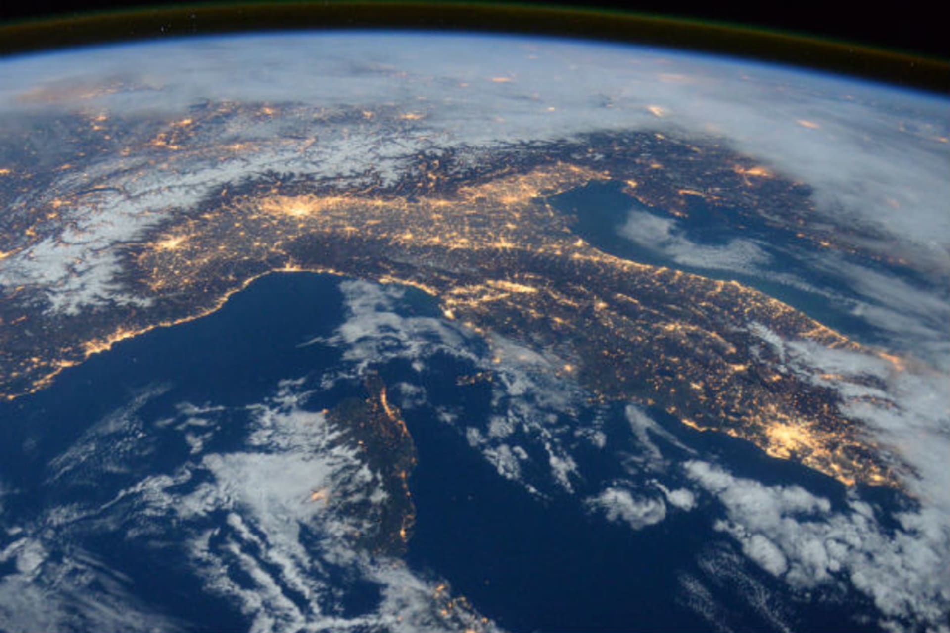 Earth-Day-2016-blog-final.jpg