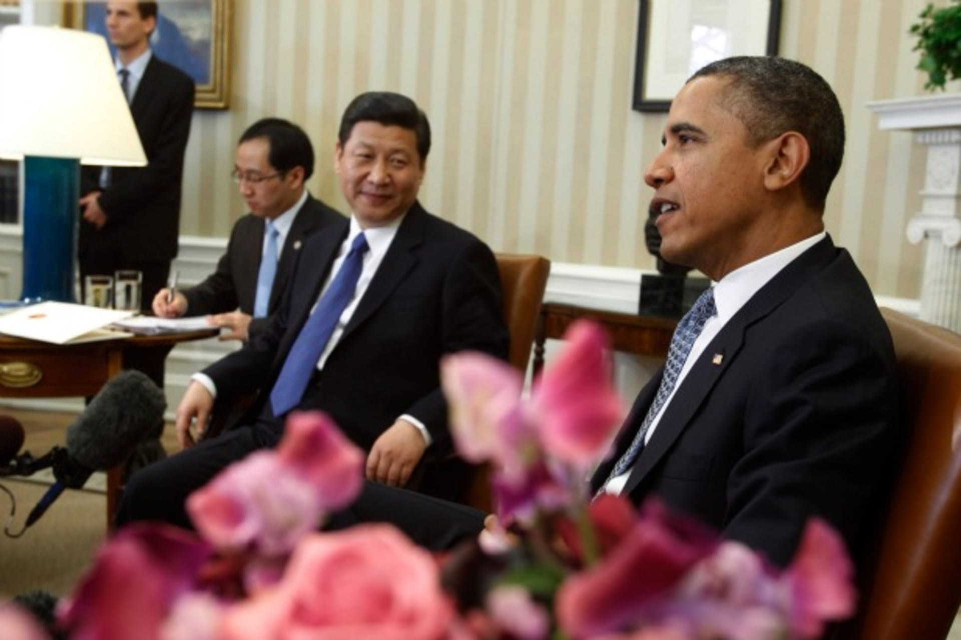 <p>U.S. President Barack Obama (R) meets with China’s then-Vice President Xi Jinping in the Oval Office of the White House in Washington on February 14, 2012.</p>
