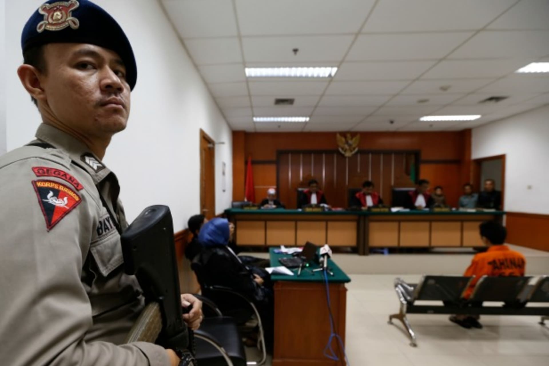 <p>indonesia-islamic state-trial</p>
