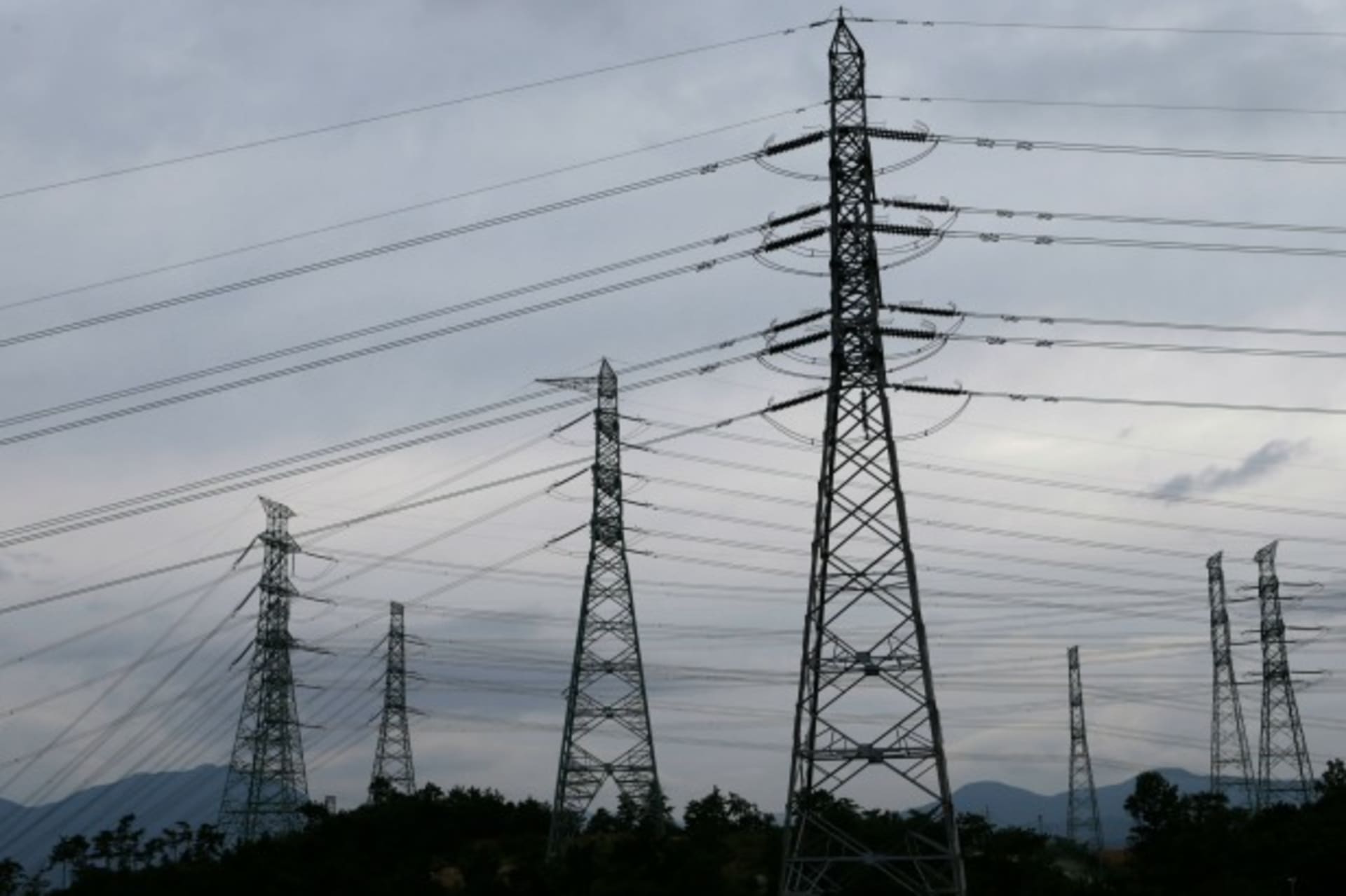 <p>kori-power-lines</p>
