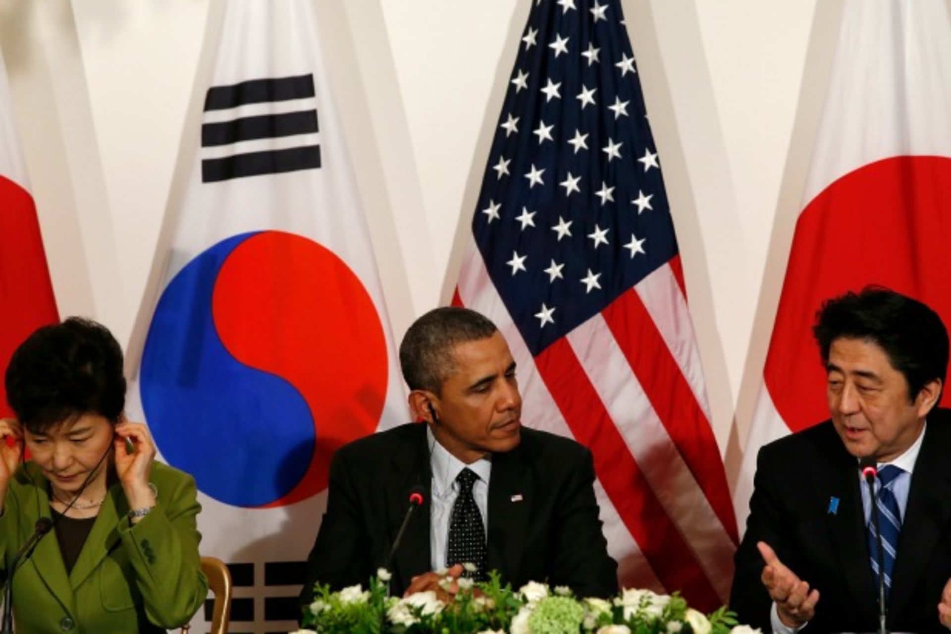 <p>U.S. President Barack Obama holds a trilateral meeting with President Park Geun-hye of the South Korea (L) and Prime Minister Shinzo Abe of Japan (R) after the Nuclear Security Summit in The Hague on March 25, 2014. (Kevin Lamarque/Courtesy Reuters)</p>
