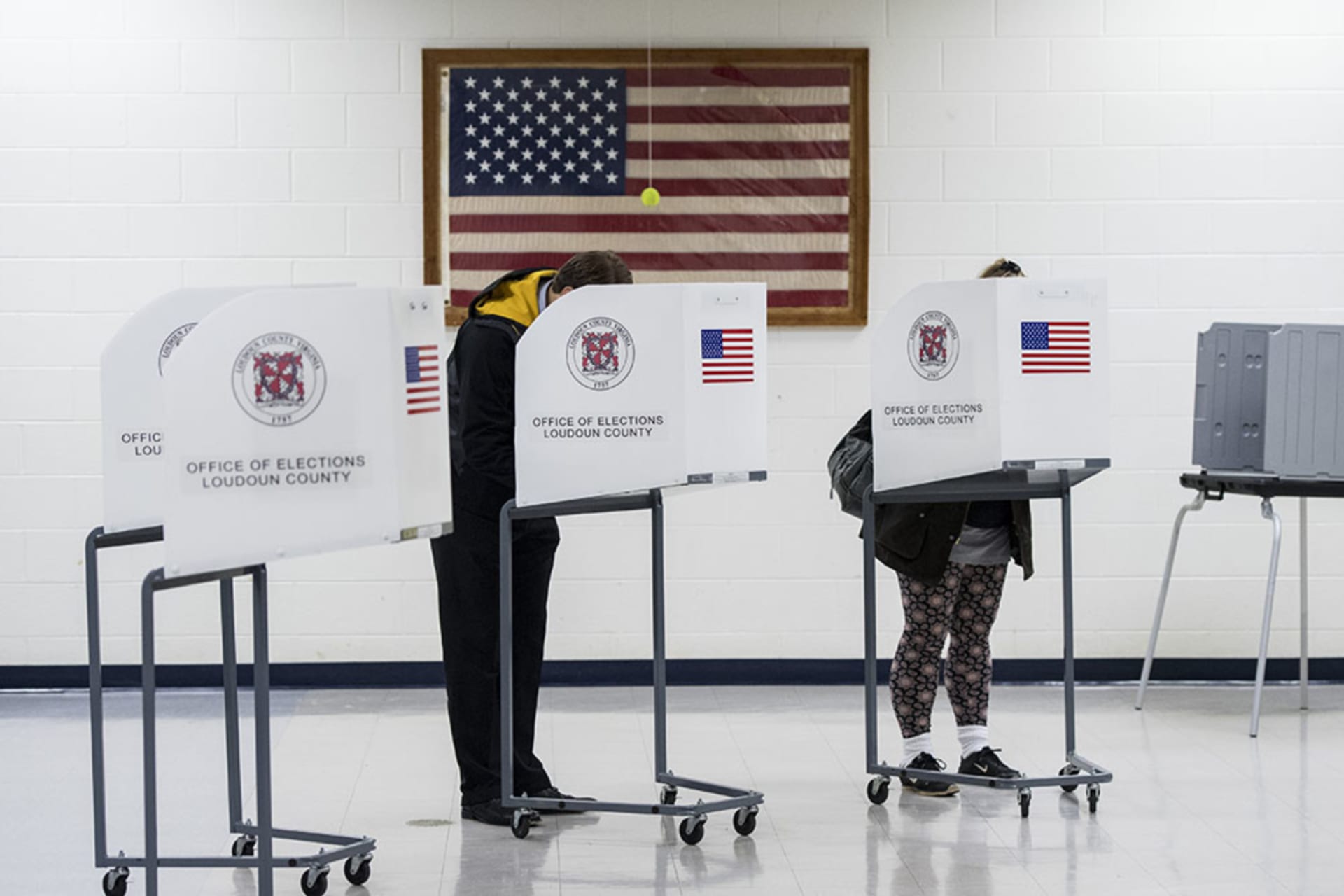 <p>Voters fill out their ballots at Loudon County High School in Leesburg, Virginia, on election day, November 6, 2018.</p>
