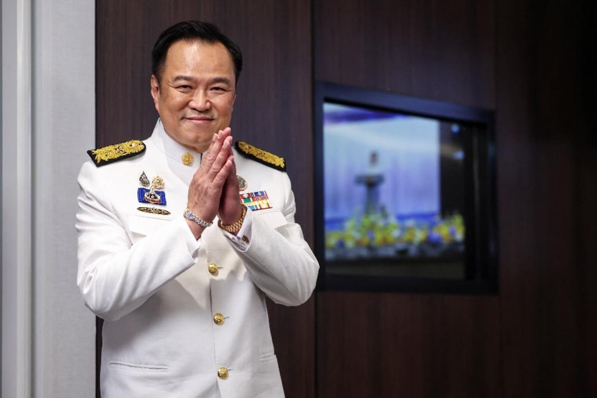 <p>Thailand’s Prime Minister Anutin Charnvirakul gestures as he attends a press conference at the Bhumjaithai party headquarters after a royal endorsement ceremony in Bangkok, Thailand on September 7, 2025.</p>
