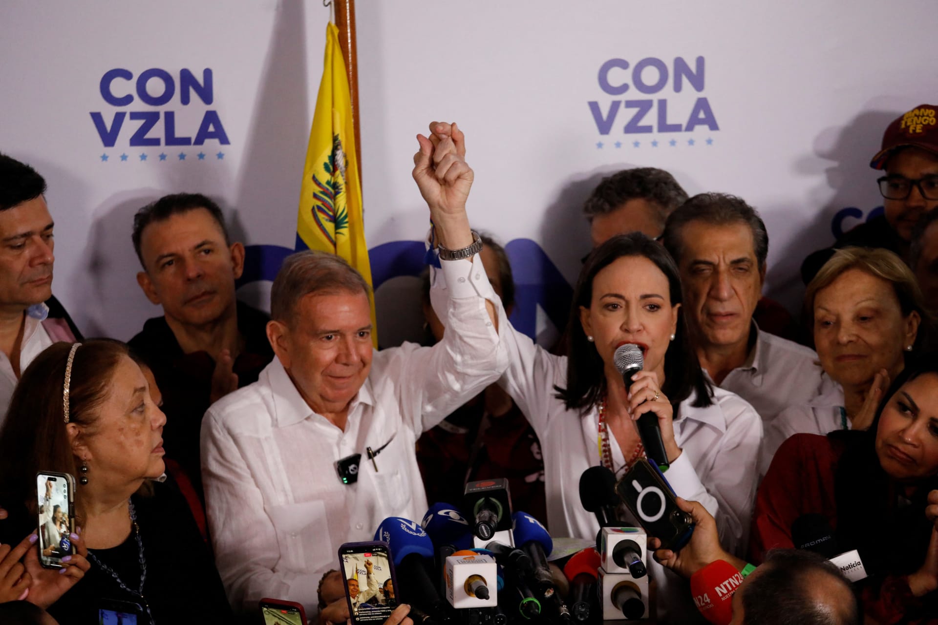 Photo of opposition leader Maria Corina Machado and opposition presidential candidate Edmundo Gonzalez