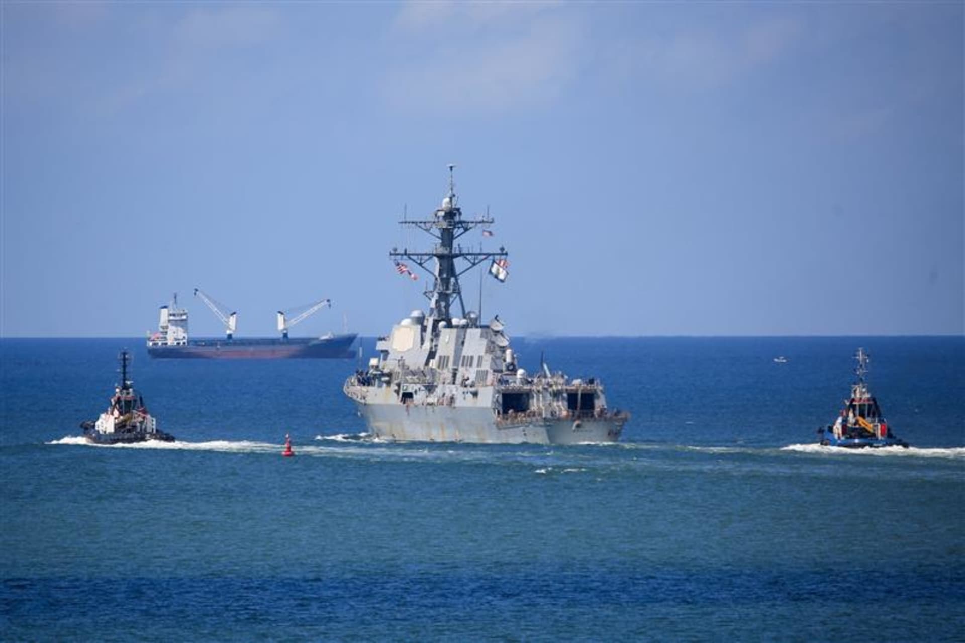 Photo of U.S. Naval destroyer off the coast of Trinidad and Tobago