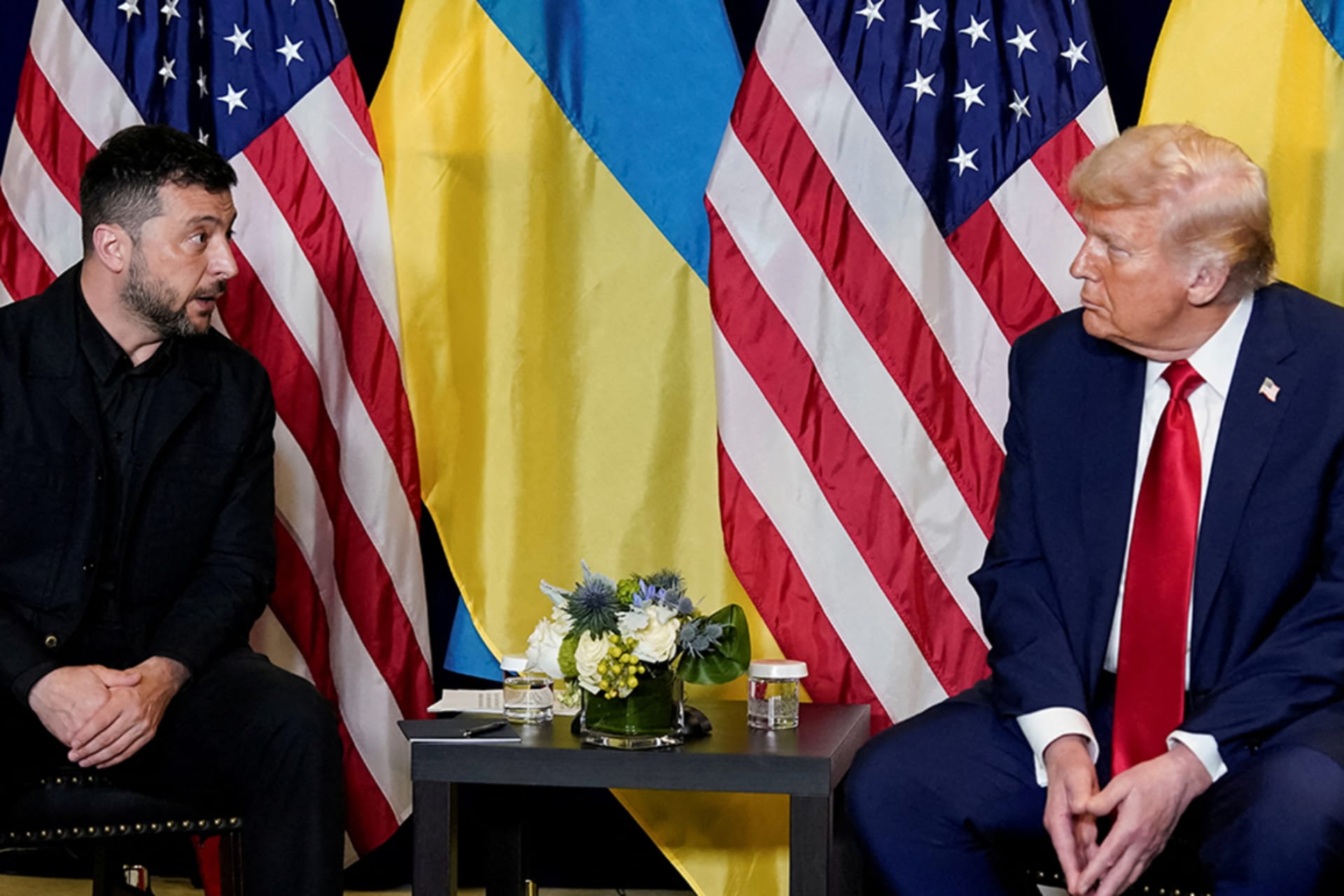 <p>U.S. President Donald Trump meets with Ukrainian President Volodymyr Zelenskiy during the 80th United Nations General Assembly, in New York City, New York, U.S., September 23, 2025. </p>
