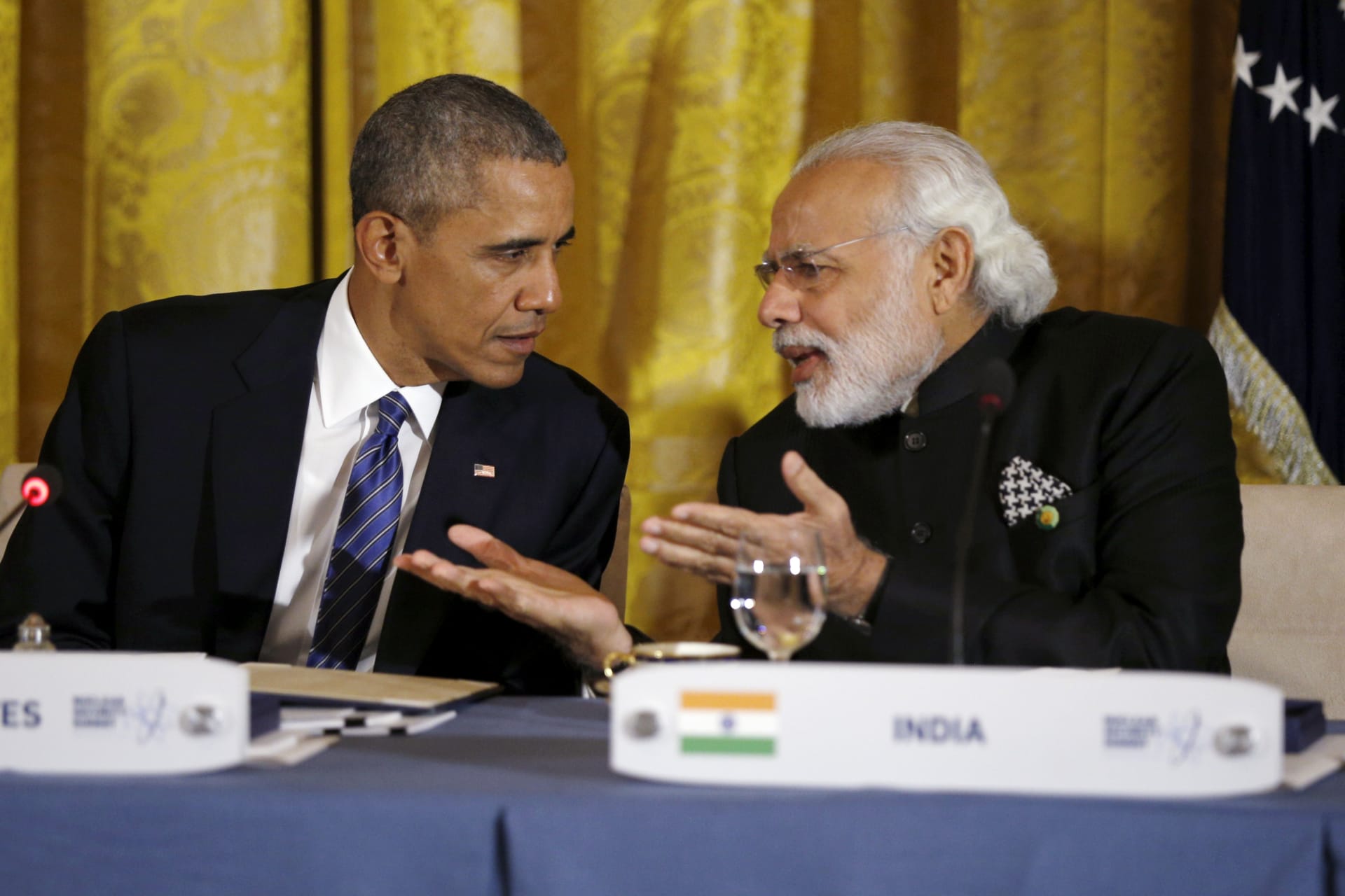 <p>U.S. President Barack Obama talks with Indian Prime Minister Narendra Modi during a working dinner at the White House.</p>
