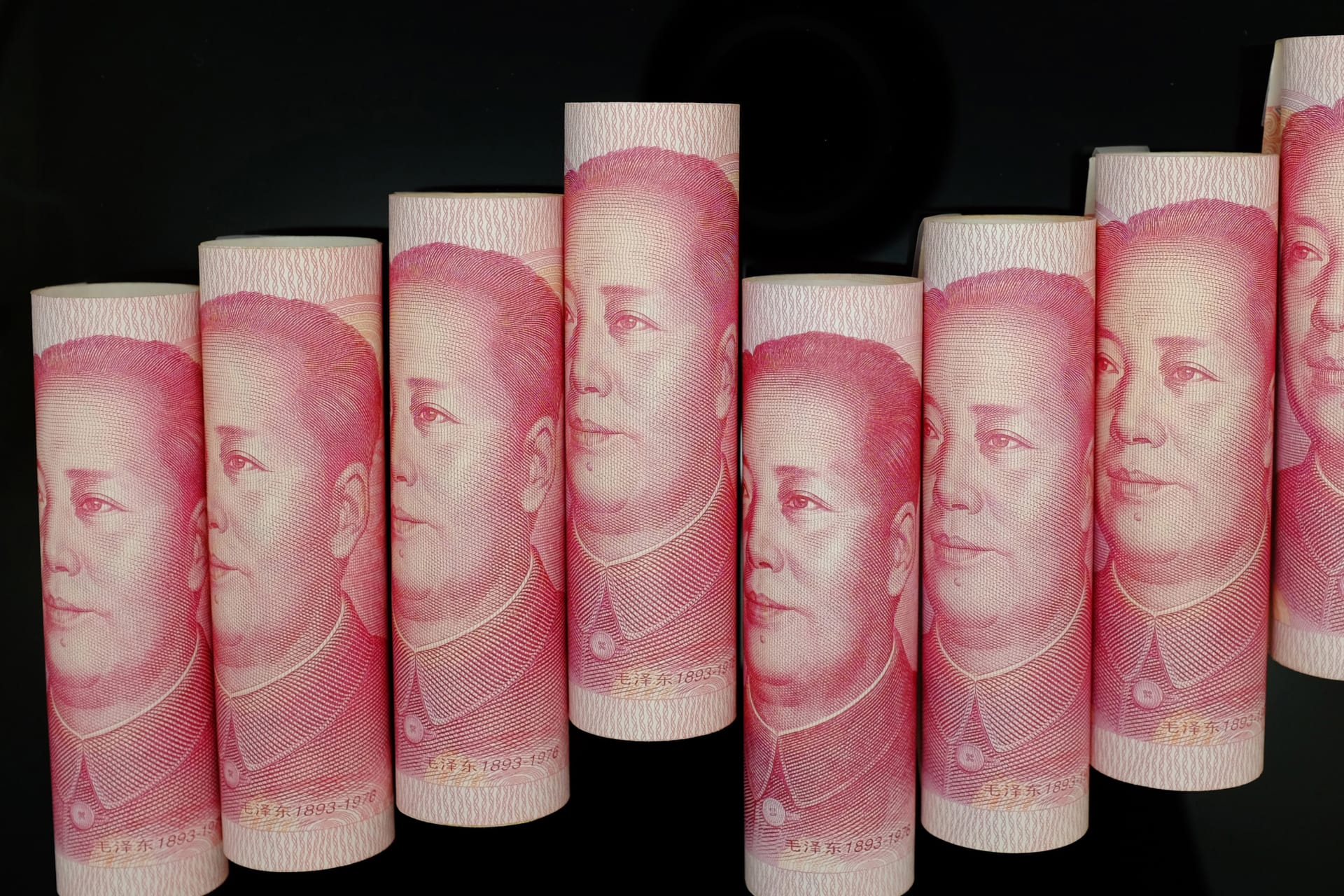 <p>100 Yuan notes are seen in this illustration picture in Beijing on November 5, 2013.</p>
