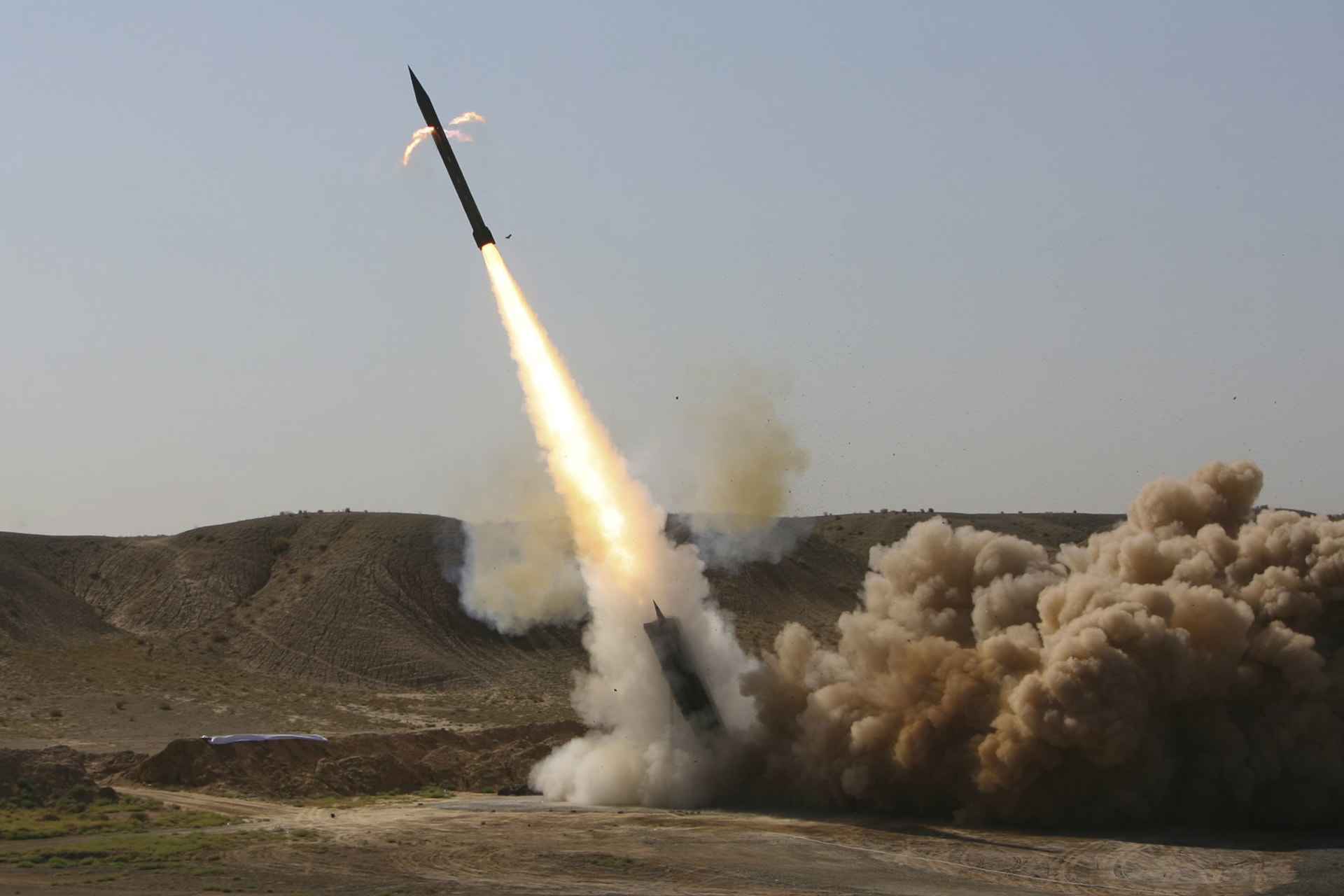 <p>An Iranian Zelzal missile is launched during a test at an unknown location in central Iran on September 27, 2009. </p>

