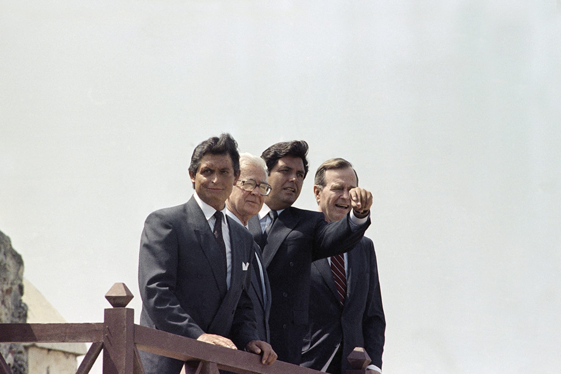 The U.S., Bolivian, Colombian, and Peruvian presidents meet in Cartagena, Colombia, on February 15, 1990. Dennis Cook/AP Images