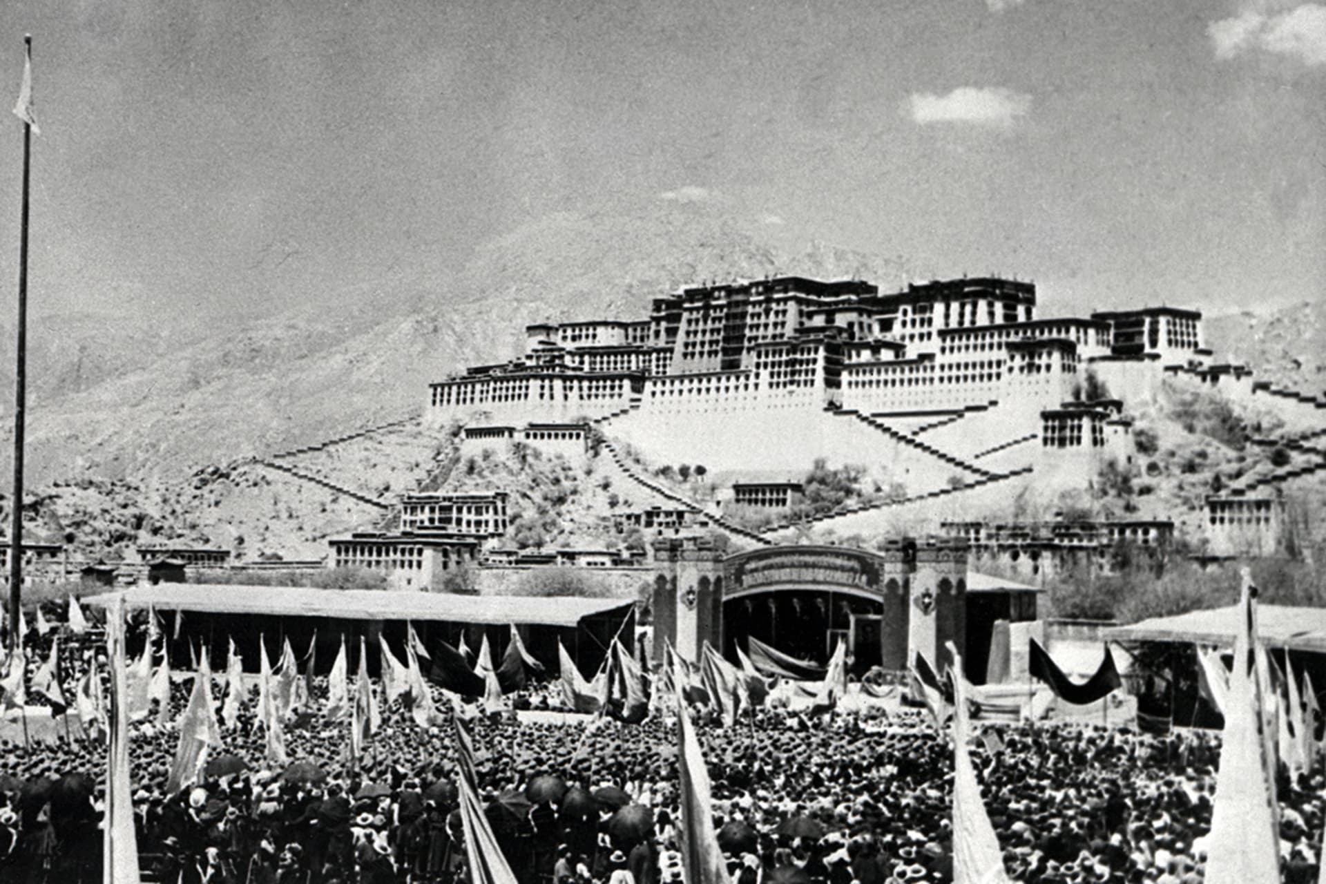 Thousands protest the Chinese occupation of Tibet in front of the Dalai Lama’s palace. 
