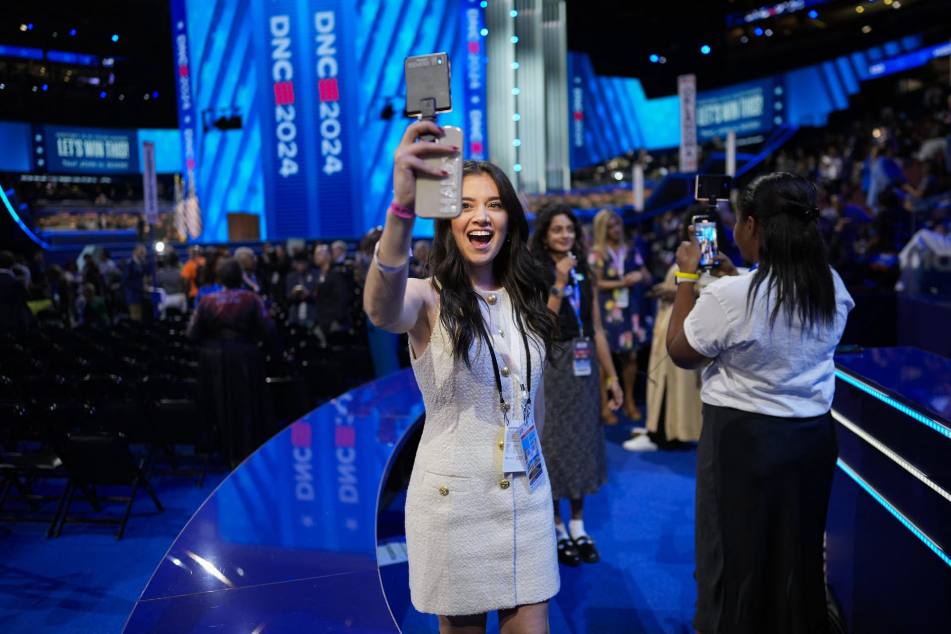 <p>An influencer takes a selfie at the Democratic National Convention.</p>
