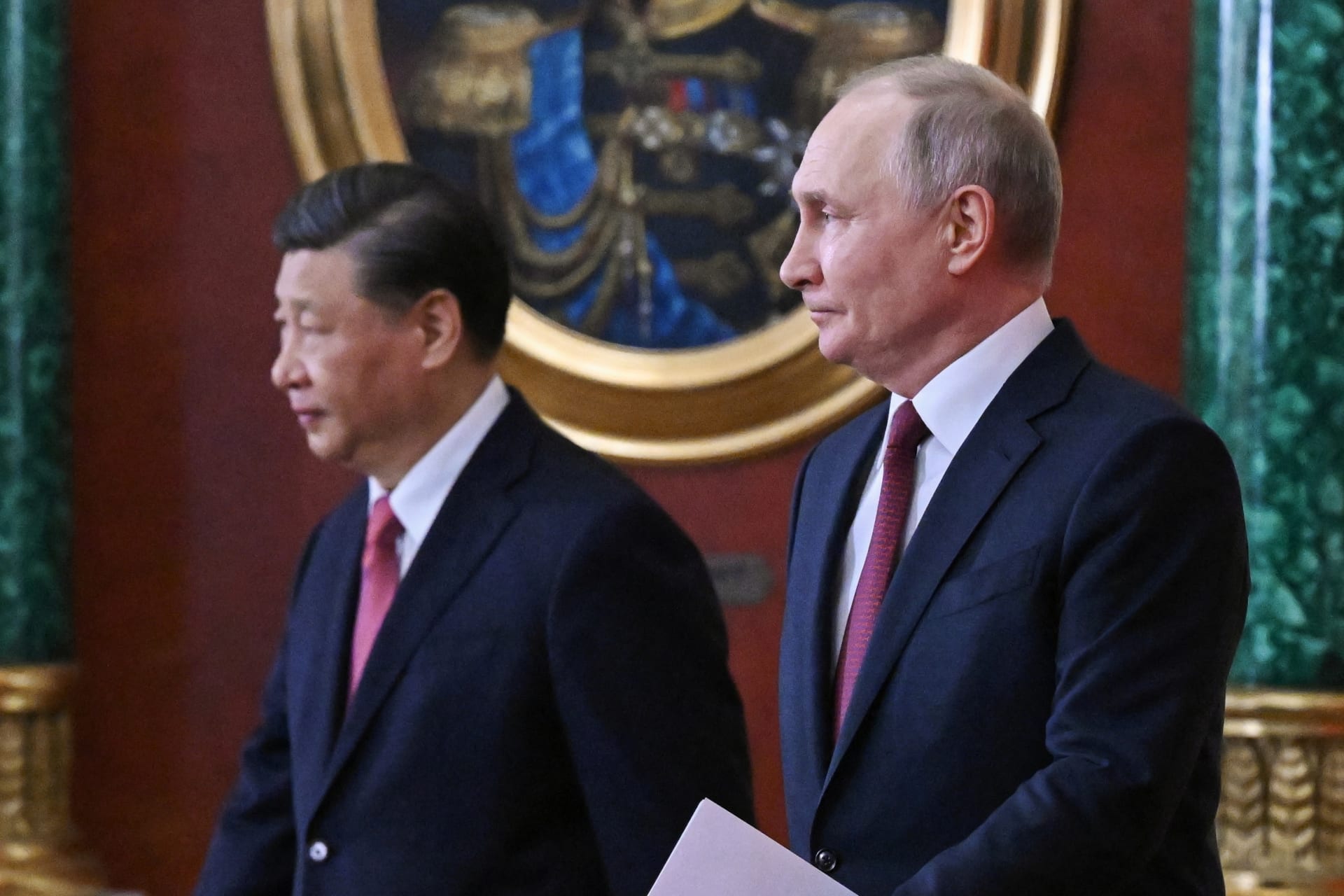 <p>Russian President Vladimir Putin and Chinese President Xi Jinping arrive for a signing ceremony at the Kremlin in Moscow, Russia on March 21, 2023.</p>
