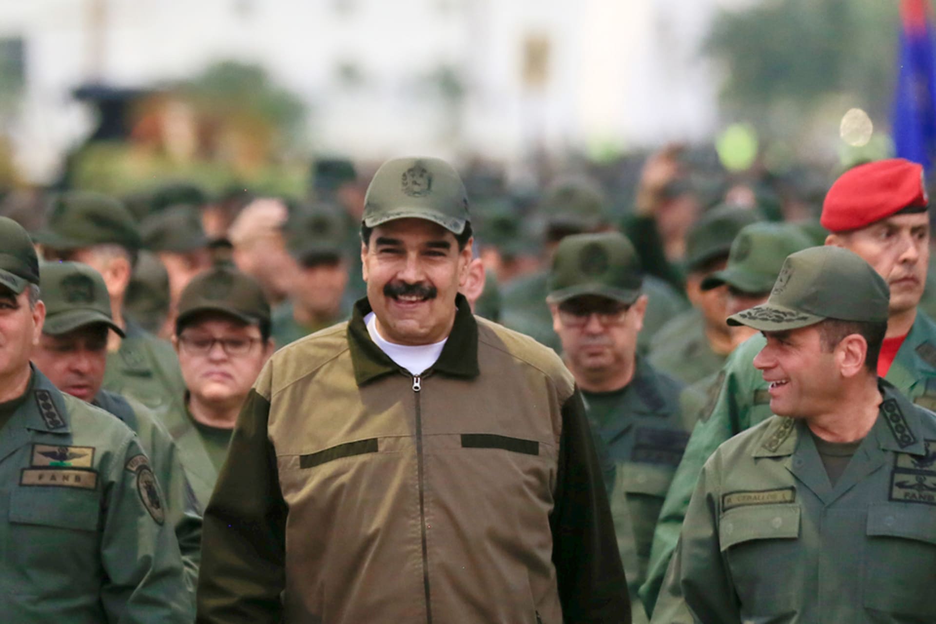 Maduro marching soldiers